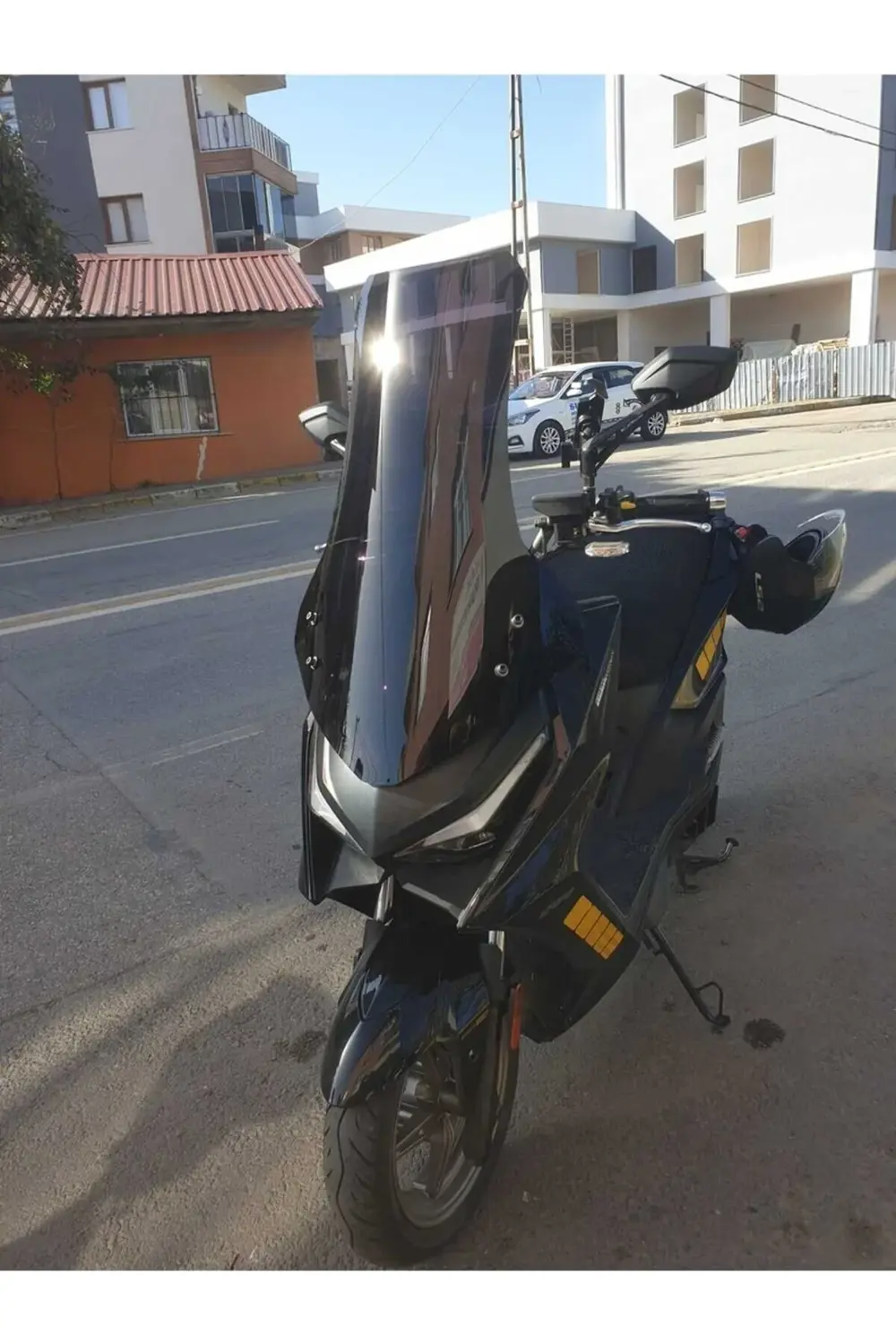 Kymco Krv 200 Ön Cam 2022-2025 Model 75cm Siyah Renkli 4mm UZUN