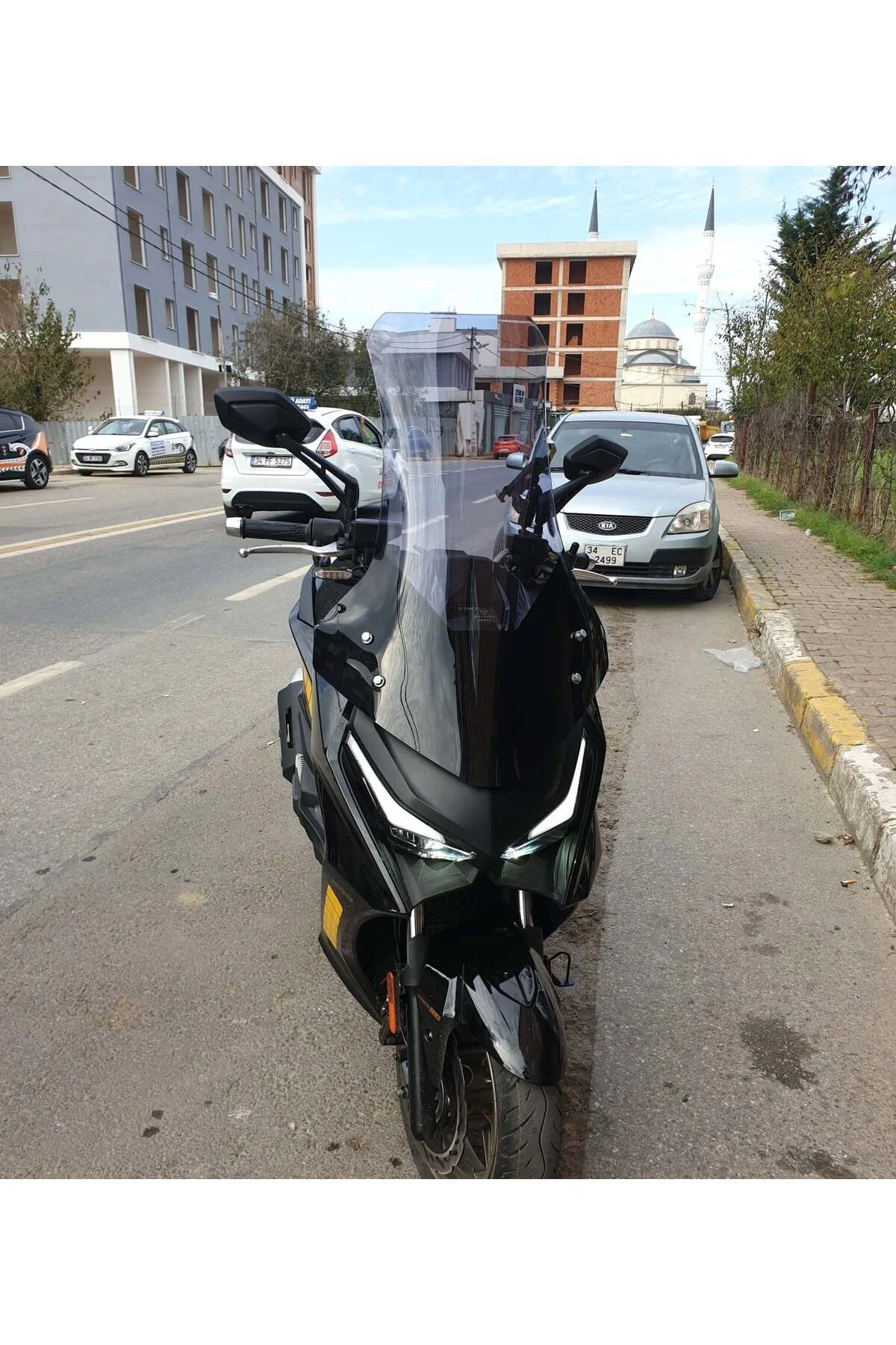 Kymco Krv 200 Ön Cam 2022-2026 Model 75cm Füme Renkli 4mm UZUN