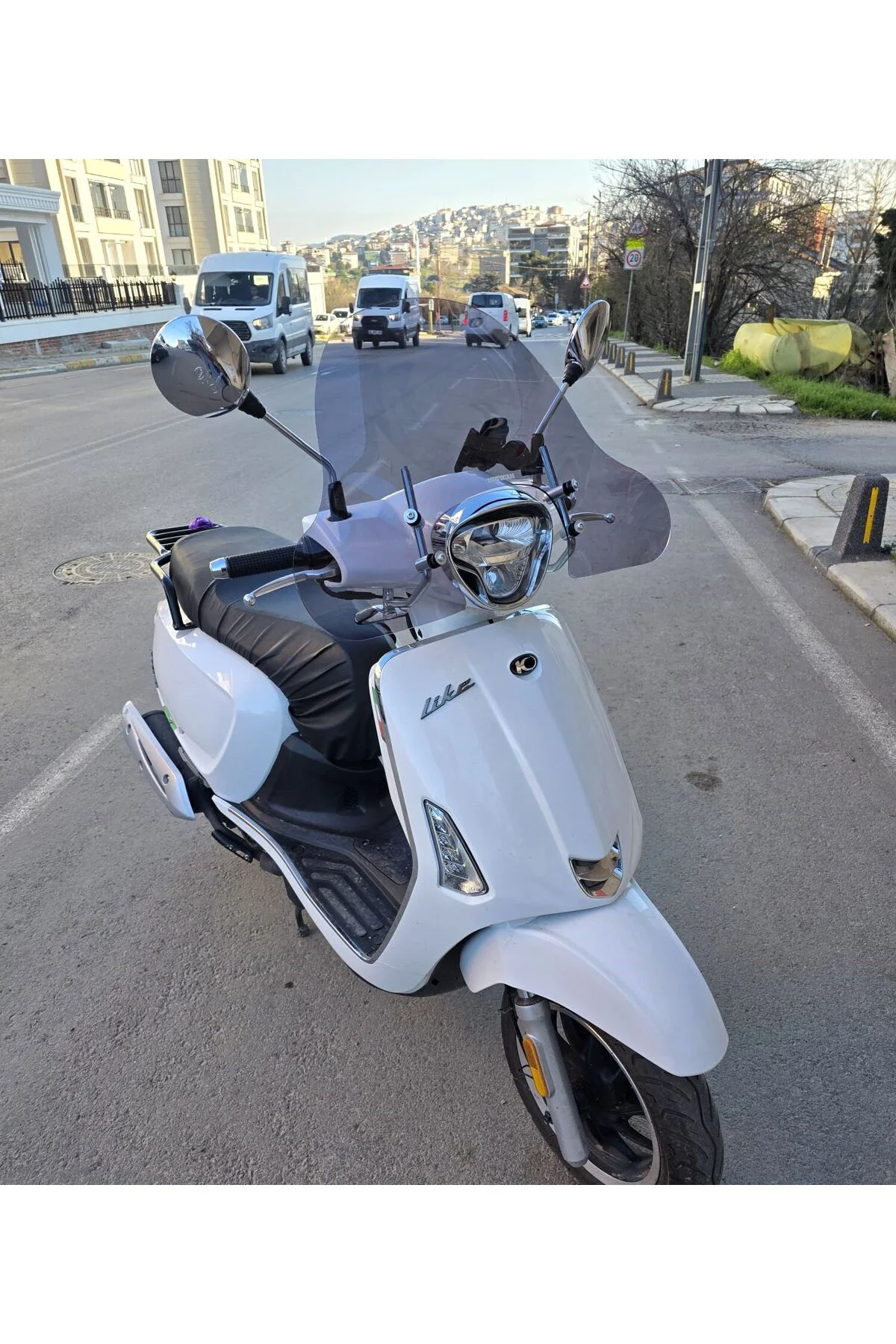 Kymco Like 125 Ön Cam 2009-2023 Model 43cm Füme Renkli 4mm APARAT