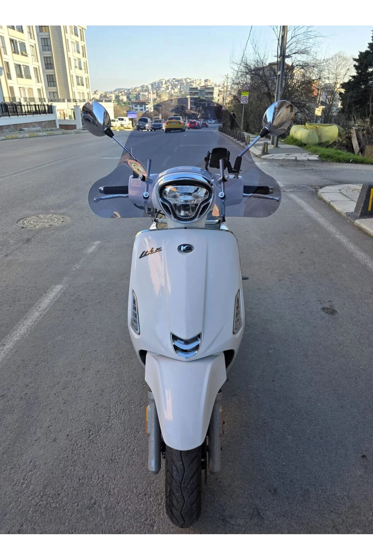 Kymco Like 125 Ön Cam 2009-2023 Model 43cm Füme Renkli 4mm APARAT