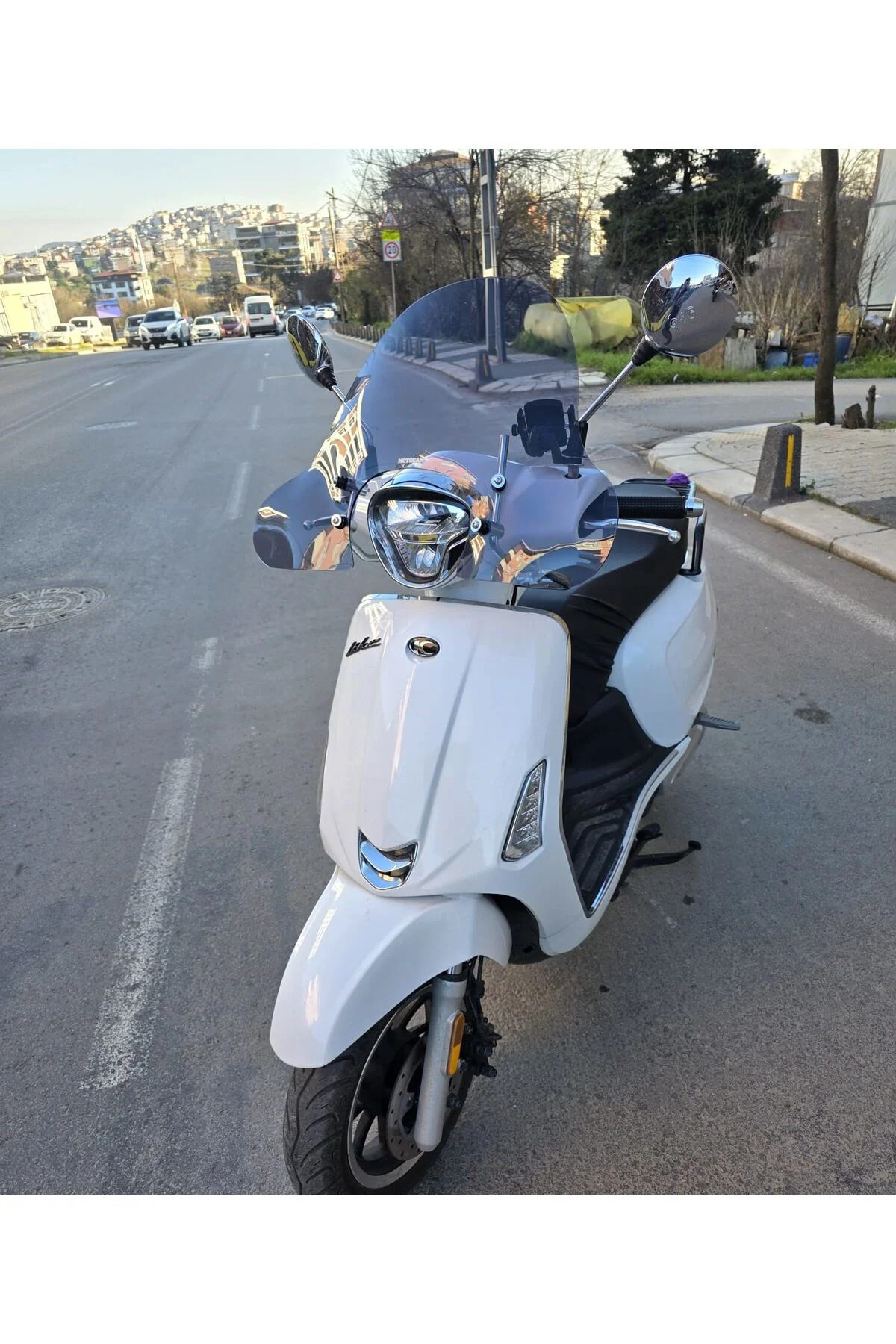 Kymco Like 200 Ön Cam 2009-2023 Model 43cm Füme Renkli 4mm APARAT