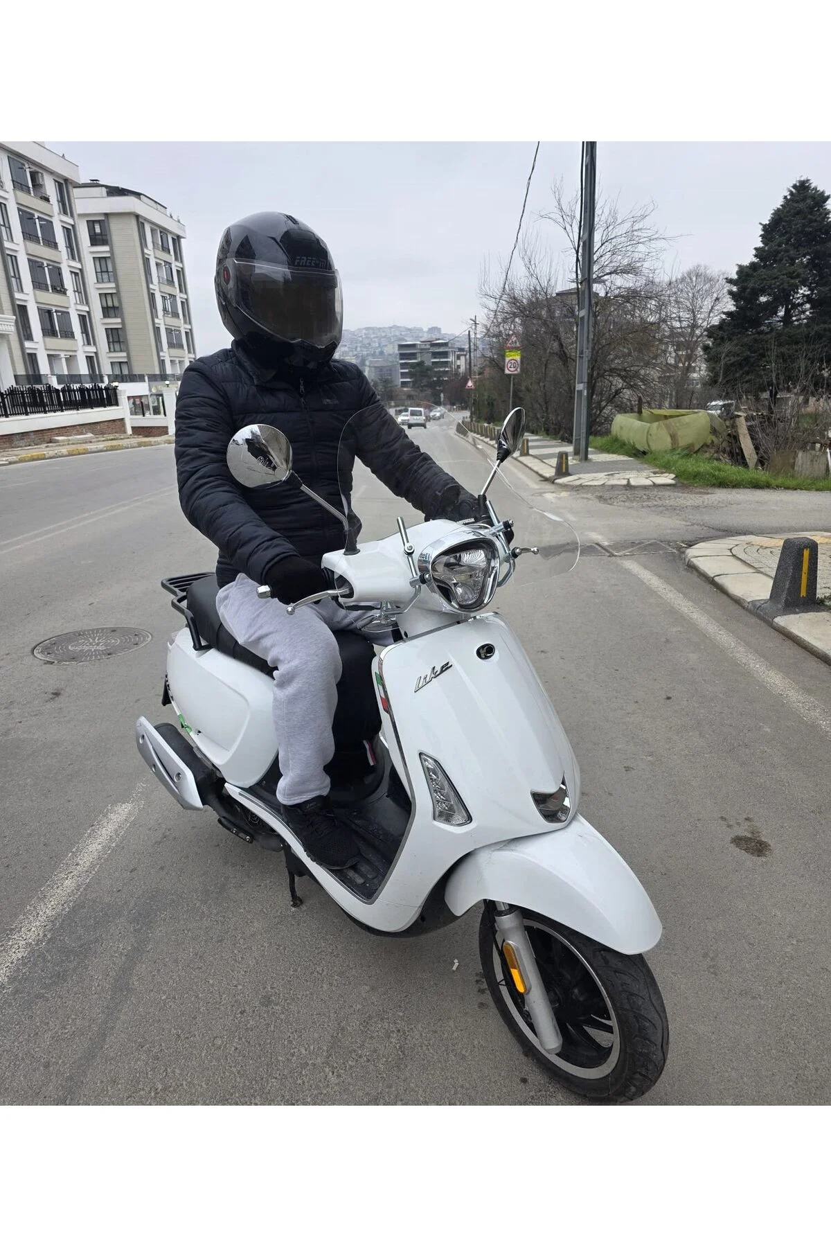Kymco Like 200 Ön Cam 2009-2023 Model 43cm Şeffaf Renkli 4mm APAR