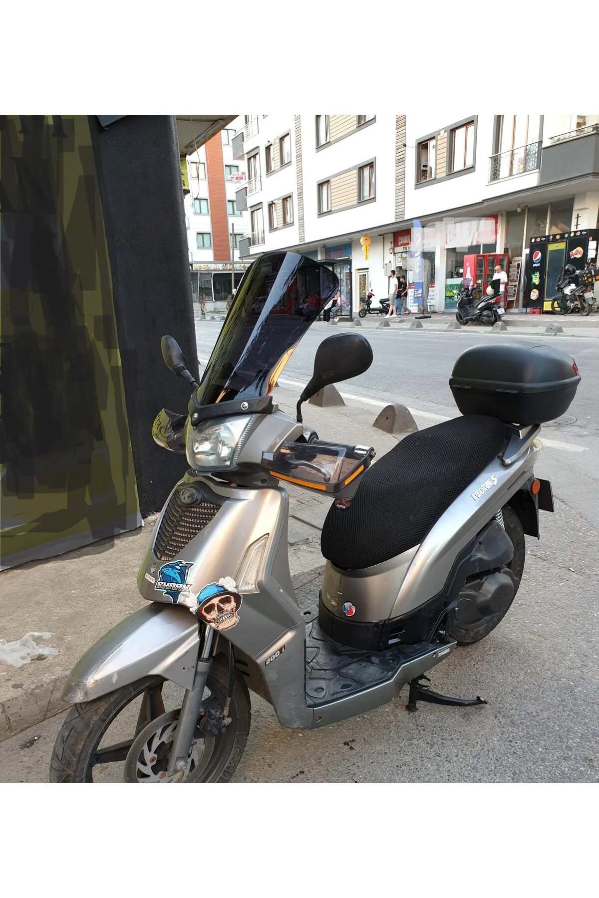 Kymco People S 200 Ön Cam 2011 Model 48cm Siyah Renkli 4mm UZUN