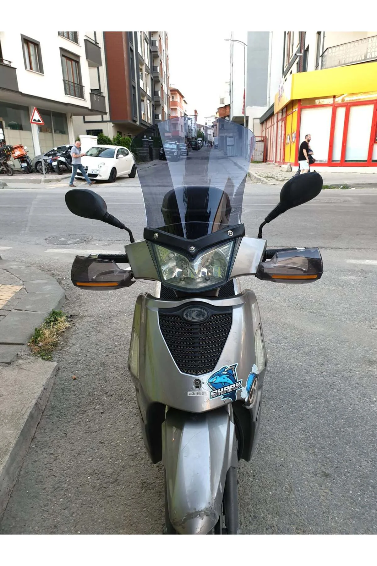 Kymco People S 200 Ön Cam 2011 Model 48cm Füme Renkli 4mm UZUN