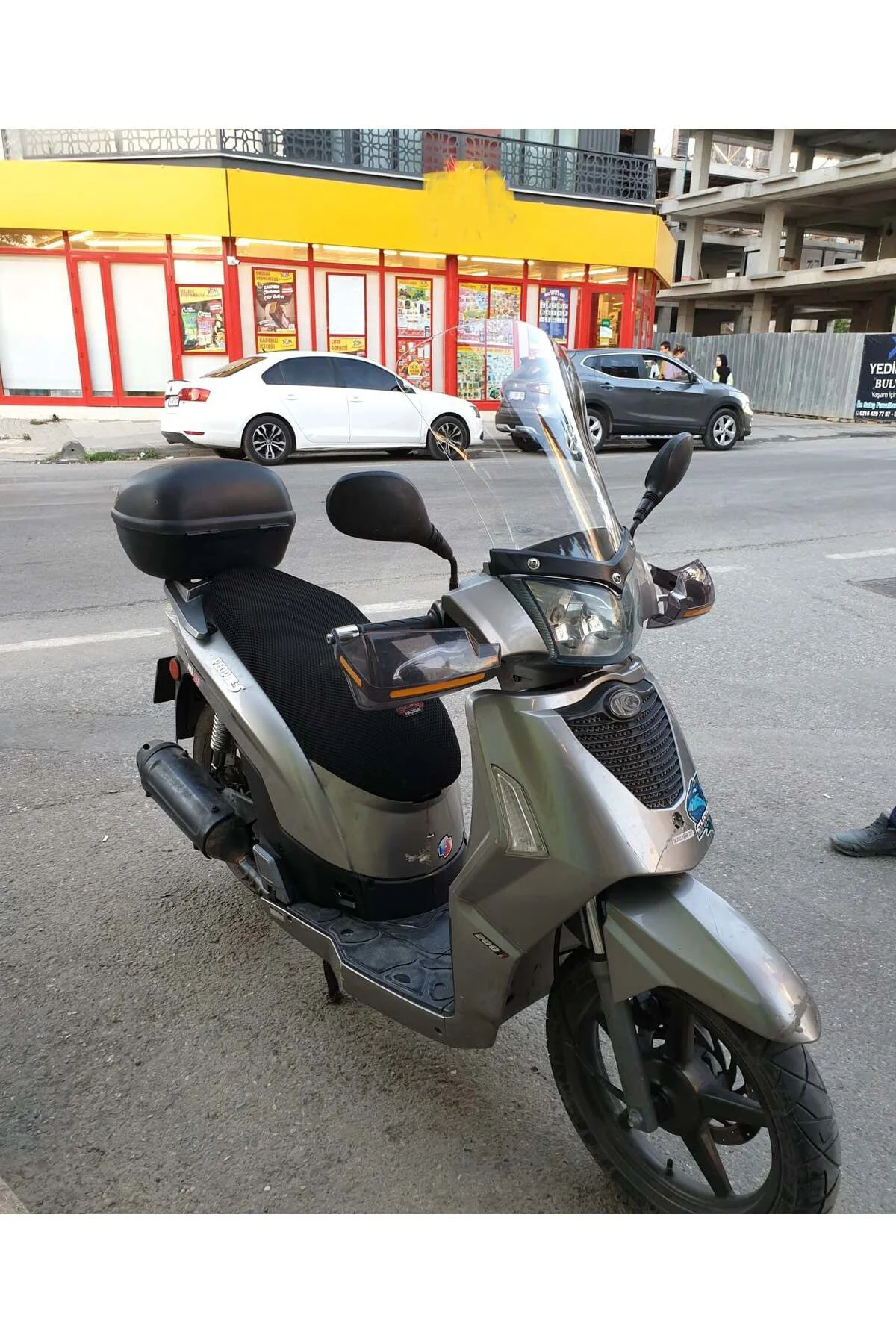 Kymco People S 200 Ön Cam 2011 Model 48cm Şeffaf Renkli 4mm UZUN