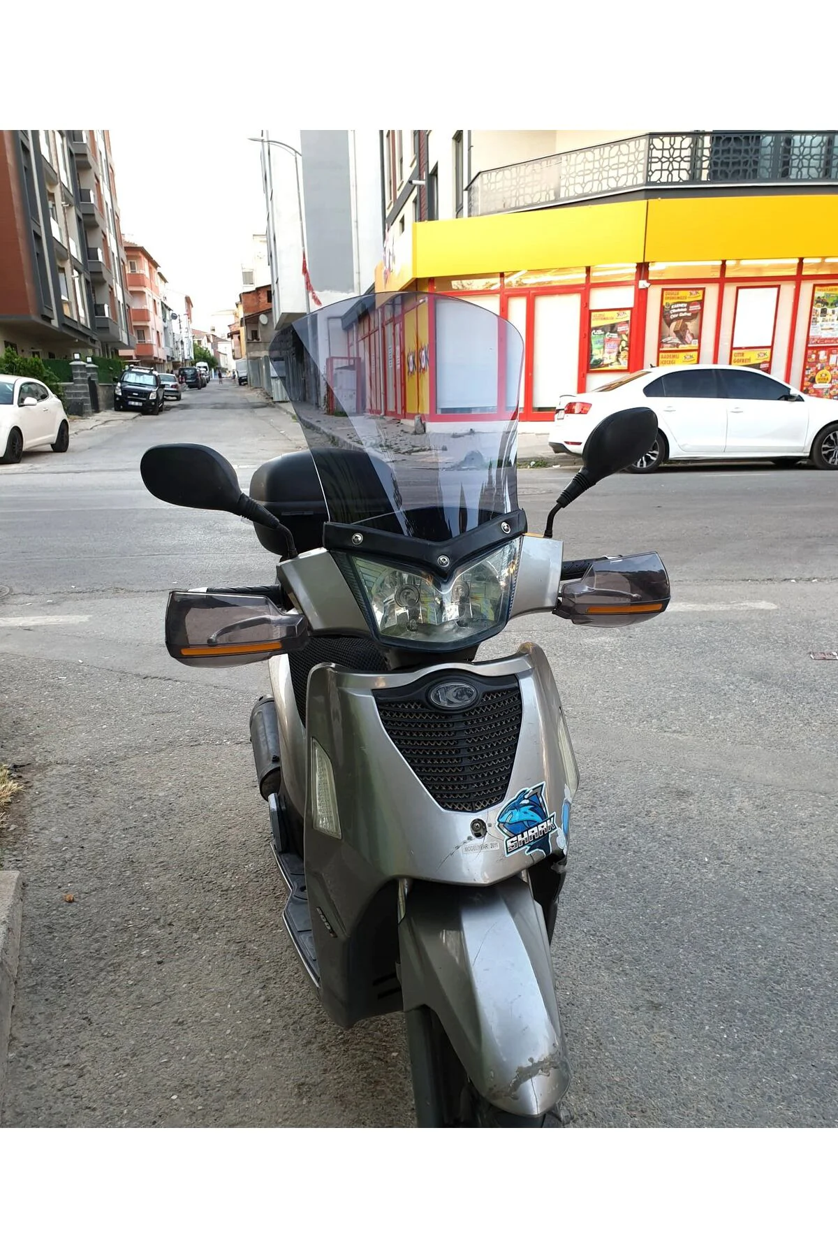 Kymco People S 200 Ön Cam 2011 Model 48cm Füme Renkli 4mm UZUN