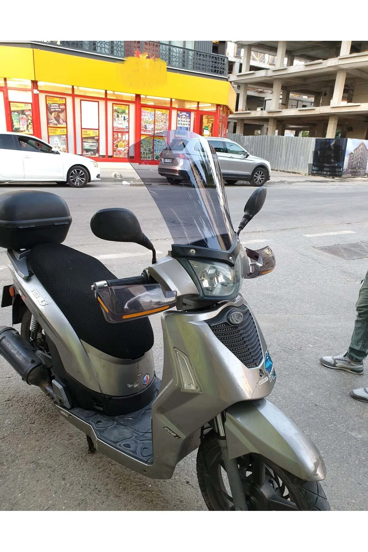 Kymco People S 200 Ön Cam 2011 Model 48cm Füme Renkli 4mm UZUN