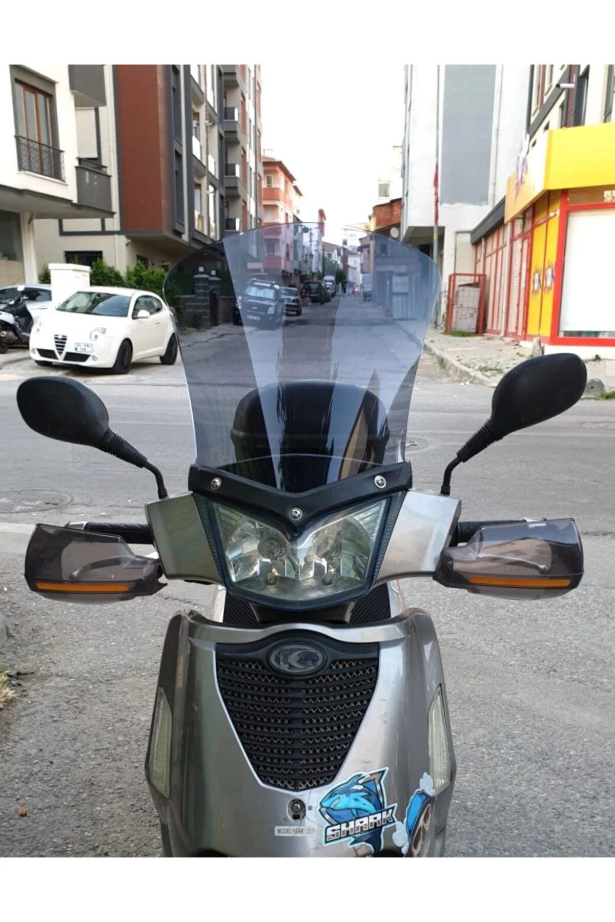 Kymco People S 200 Ön Cam 2011 Model 48cm Füme Renkli 4mm UZUN