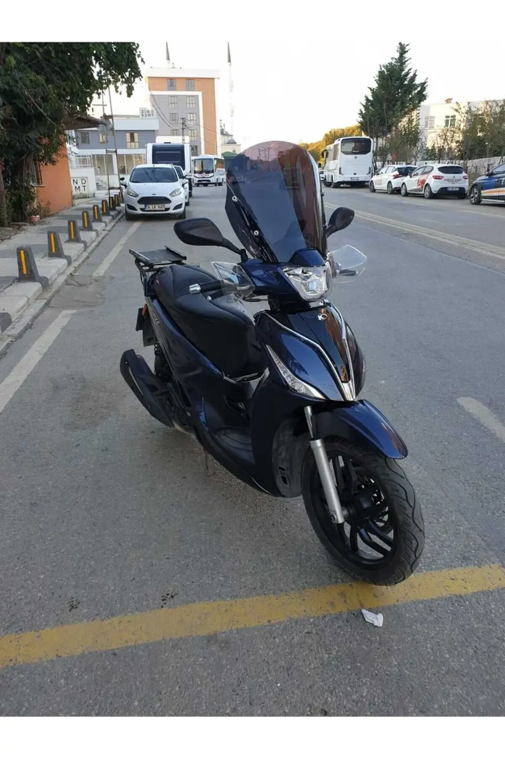 Kymco People S 200 Ön Cam 2020-2025 Model 38cm Siyah Renkli 4mm S