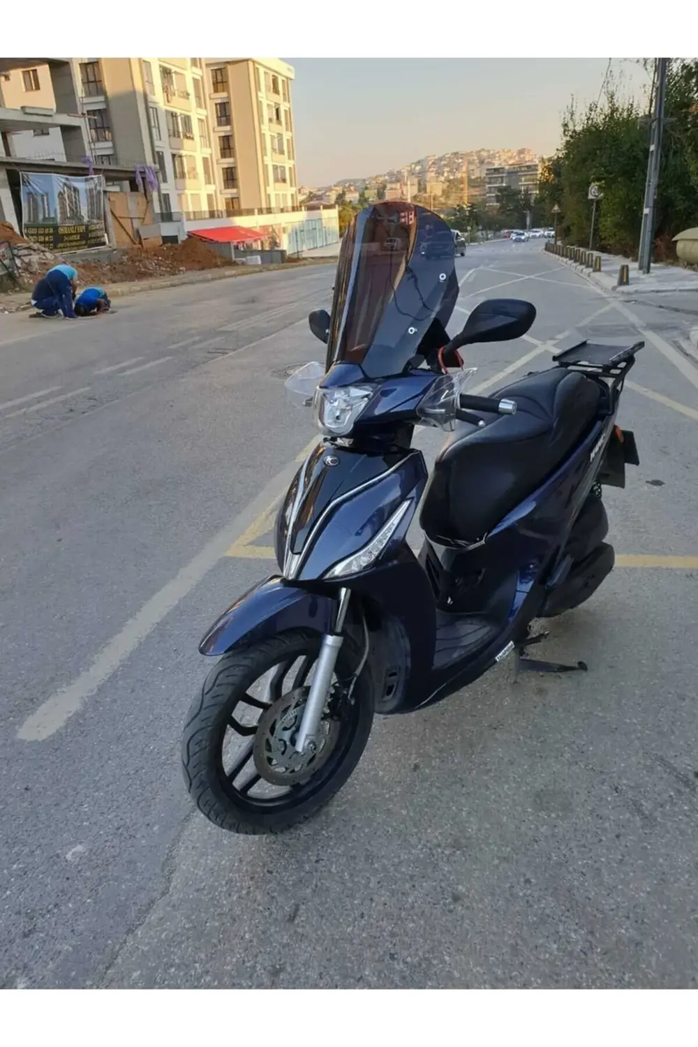 Kymco People S 200 Ön Cam 2020-2025 Model 38cm Siyah Renkli 4mm S