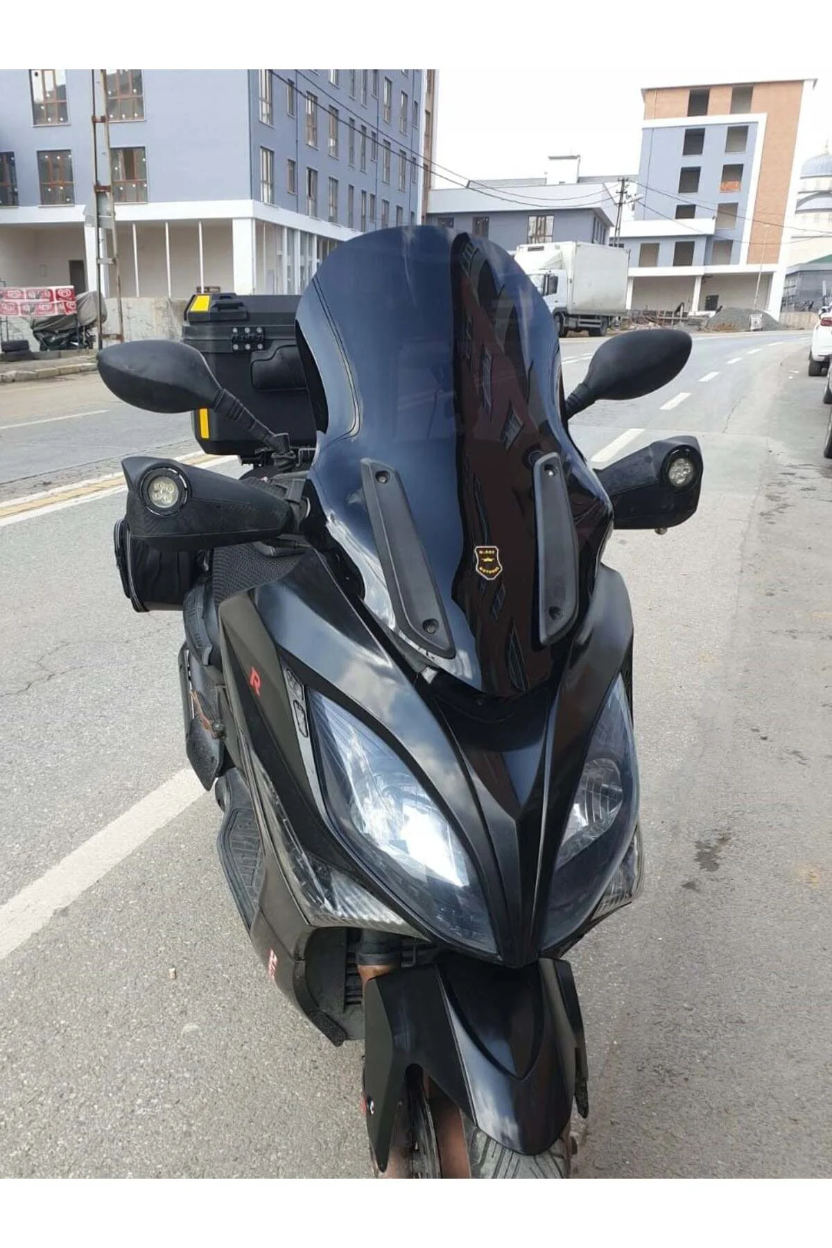 Kymco Xciting 400 İ Ön Cam 2008-2017 Model 72cm Siyah Renkli 4mm 