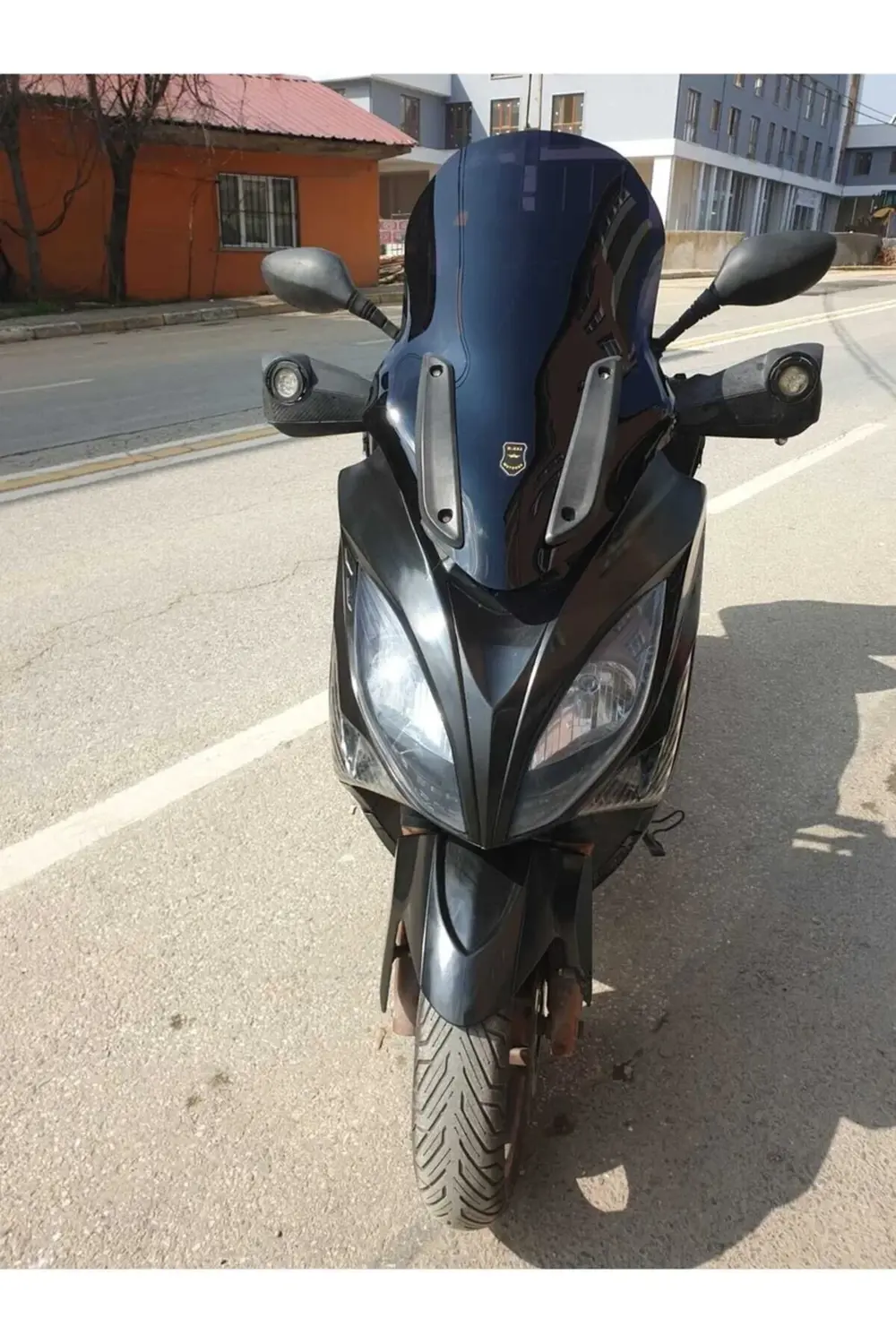 Kymco Xciting 400 İ Ön Cam 2008-2017 Model 72cm Siyah Renkli 4mm