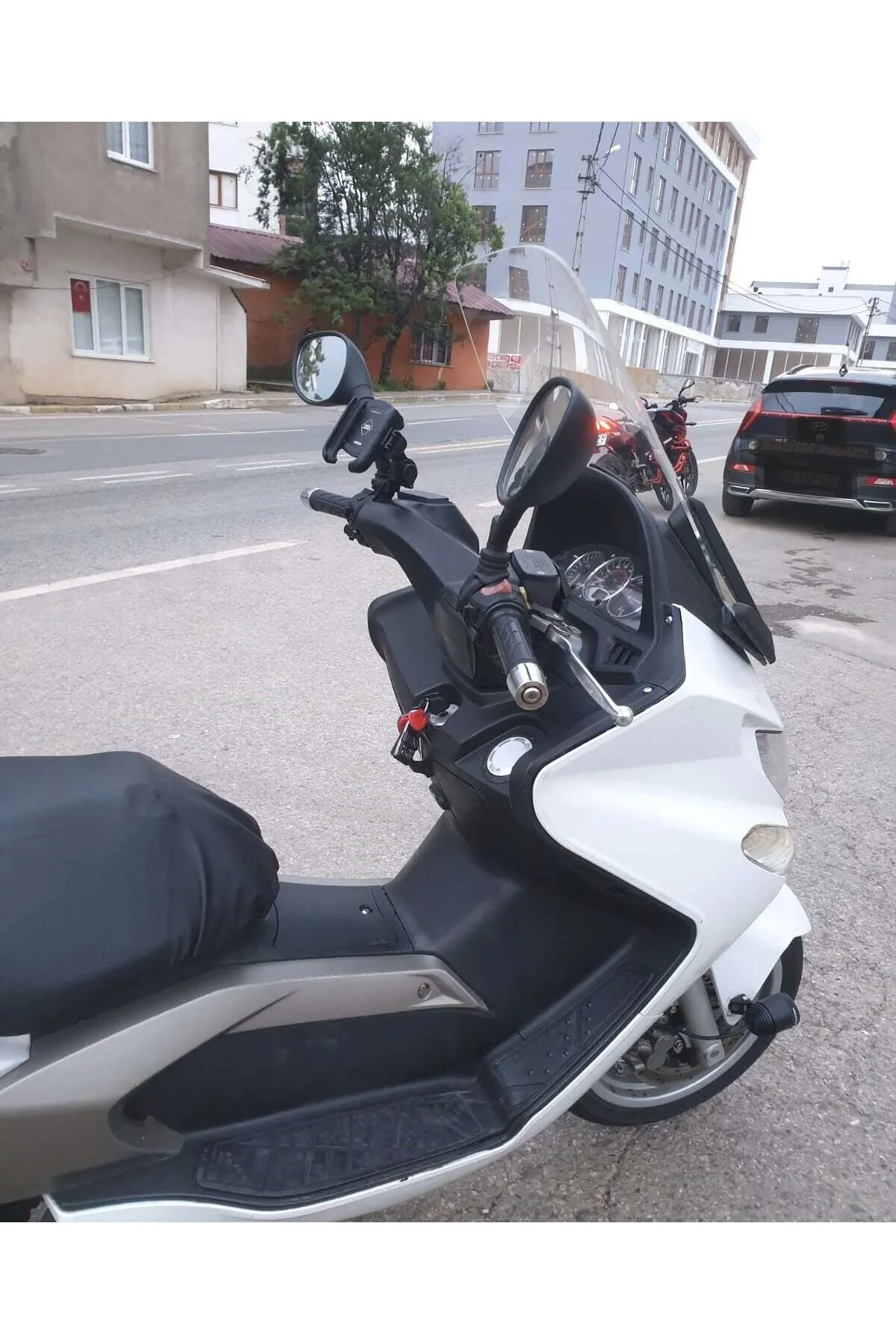 Kymco Xciting 500 İ Ön Cam 2008-2012 Model 62cm Şeffaf Renkli 4mm