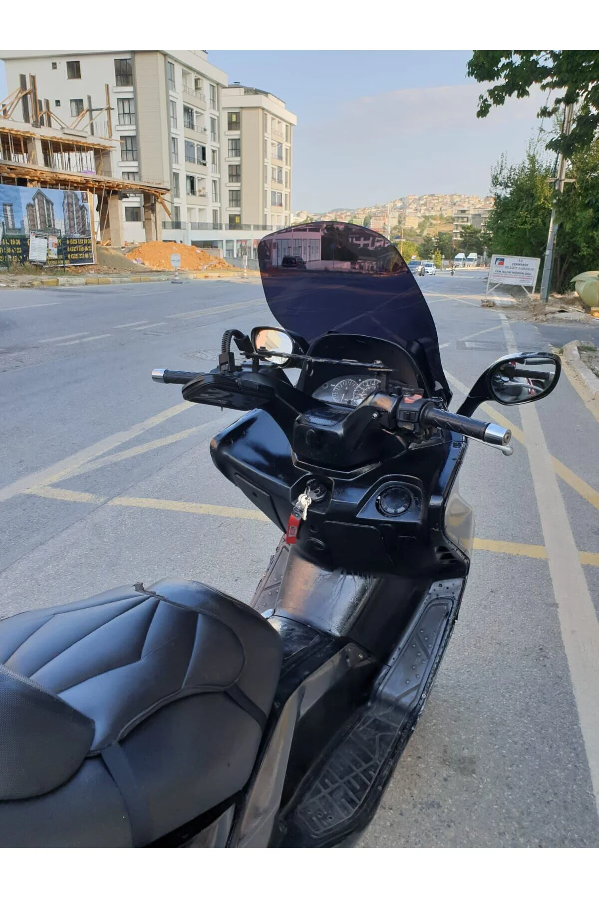 Kymco Xciting 500 İ Ön Cam 2008-2012 Model 62cm Siyah Renkli 4mm