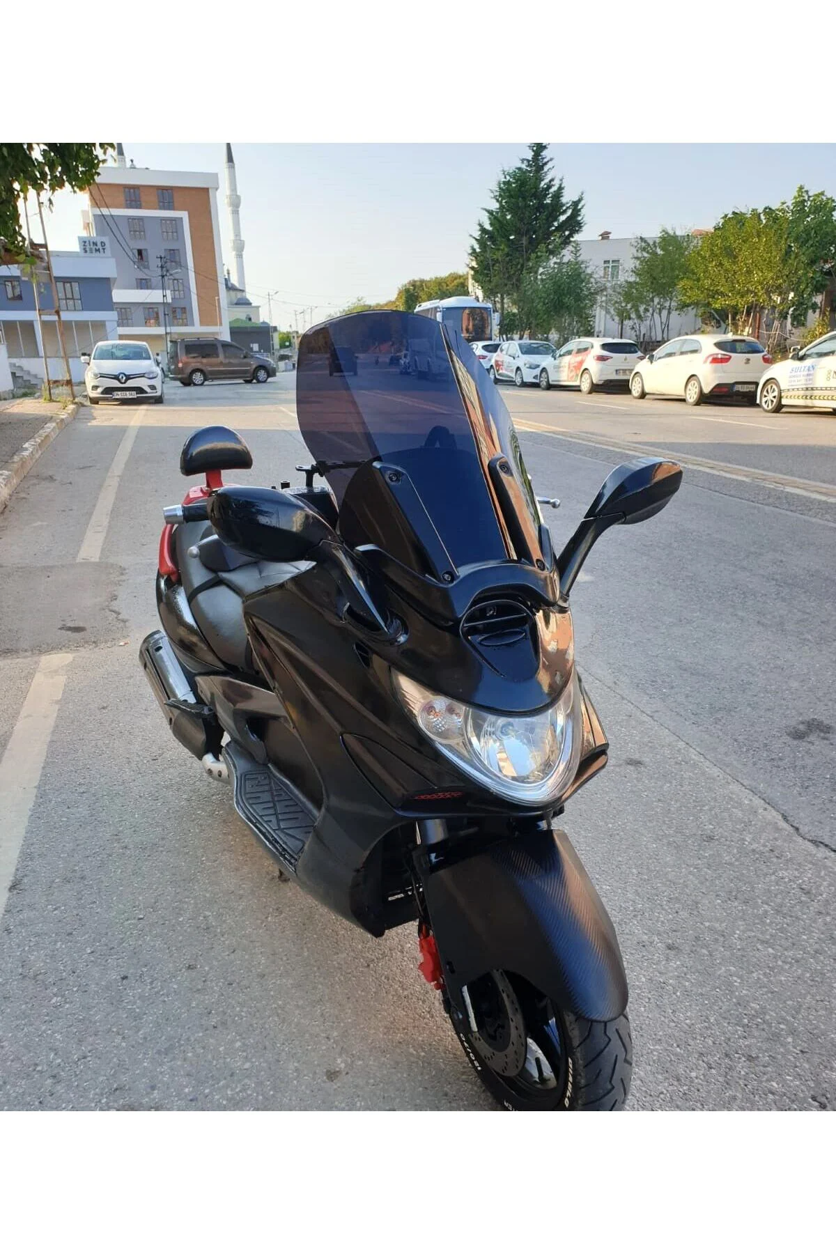 Kymco Xciting 500 İ Ön Cam 2008-2012 Model 62cm Siyah Renkli 4mm