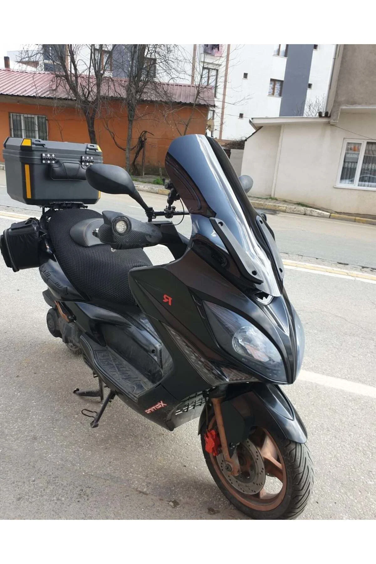 Kymco Xciting 500 R Ön Cam 2010-2011 Model 72cm Siyah Renkli 4mm 