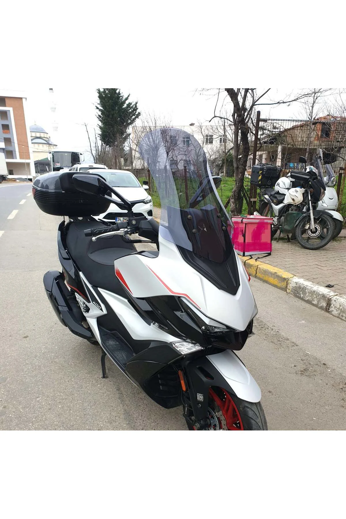 Kymco Xciting S 400 Ön Cam 2023-2026 Model 66cm Füme Renkli 4mm