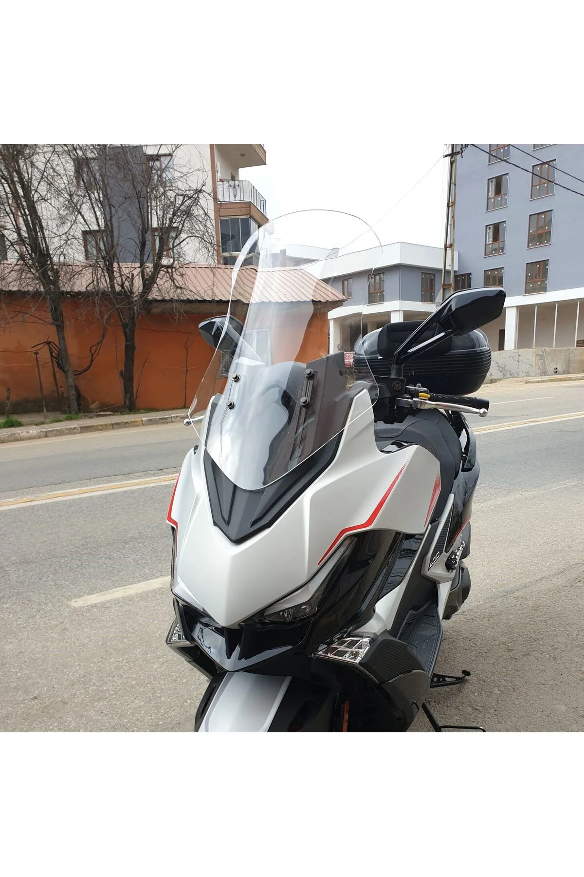 Kymco Xciting VS 400 Ön Cam 2023-2026 Model 66cm Şeffaf Renkli 4mm