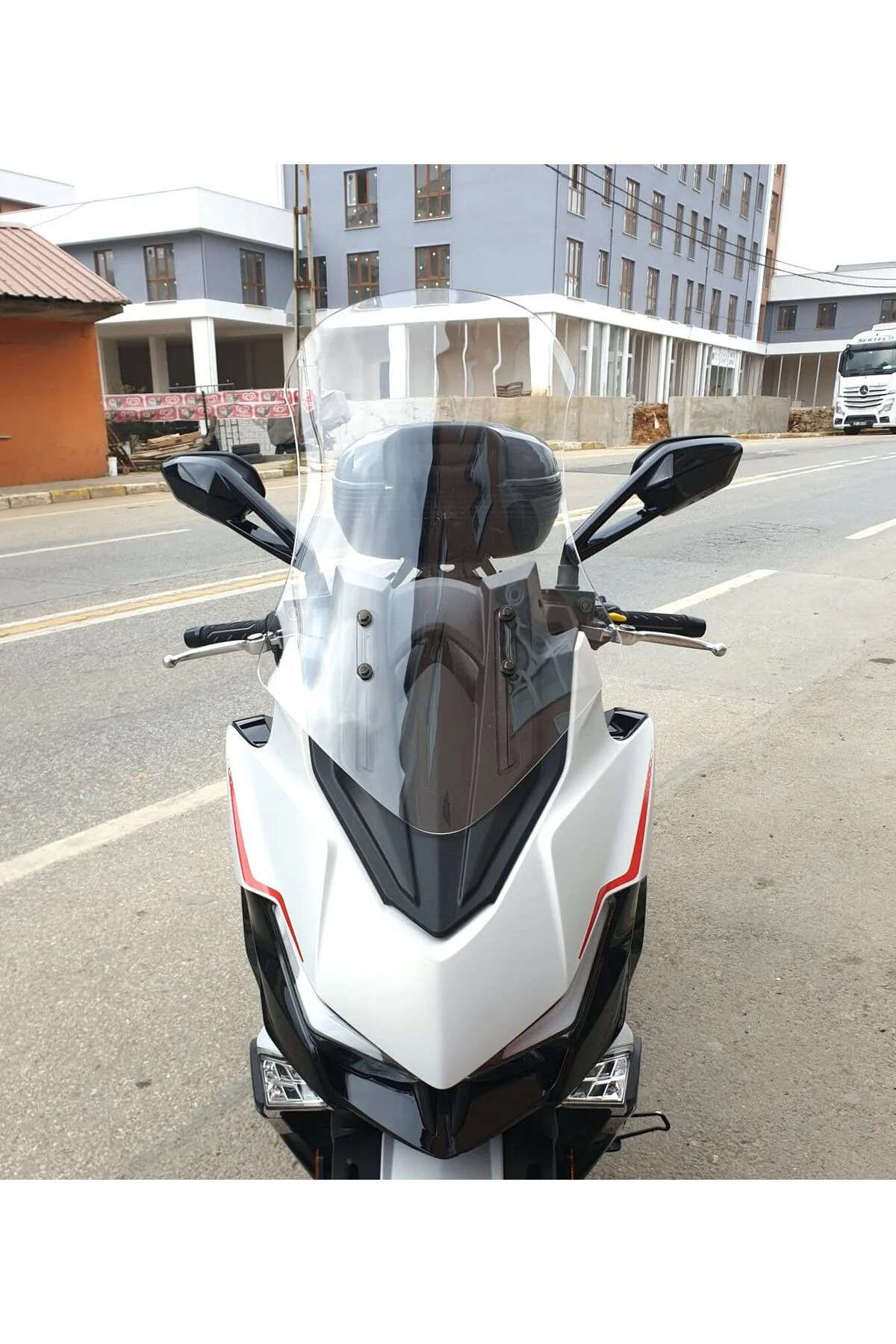 Kymco Xciting VS 400 Ön Cam 2023-2026 Model 66cm Şeffaf Renkli 4mm