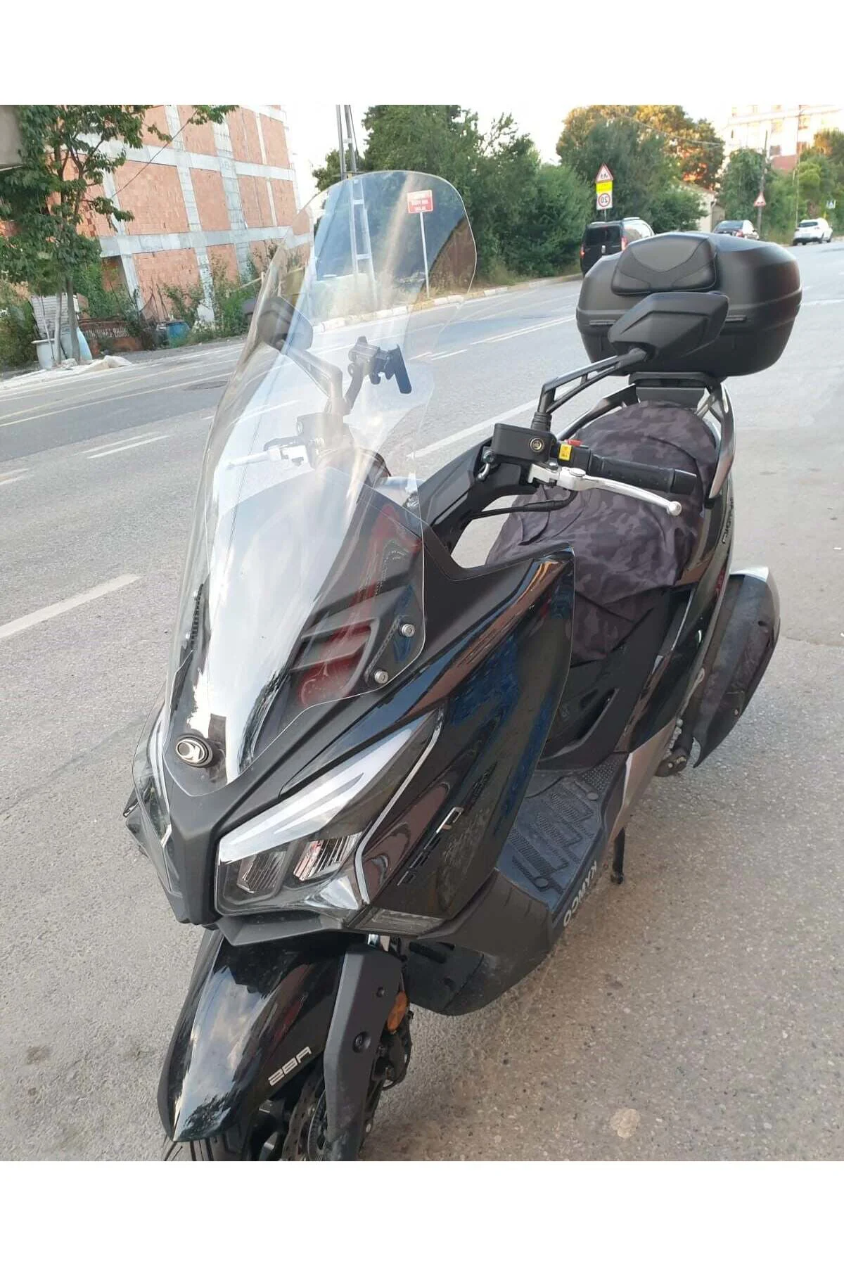 Kymco Xtown CT 250 Ön Cam 2020-2026 Model 83cm Şeffaf Renkli 4mm 