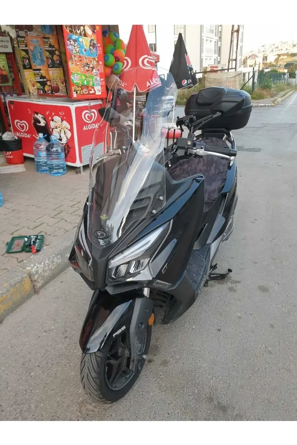 Kymco Xtown CT 250 Ön Cam 2020-2025 Model 83cm Şeffaf Renkli 4mm