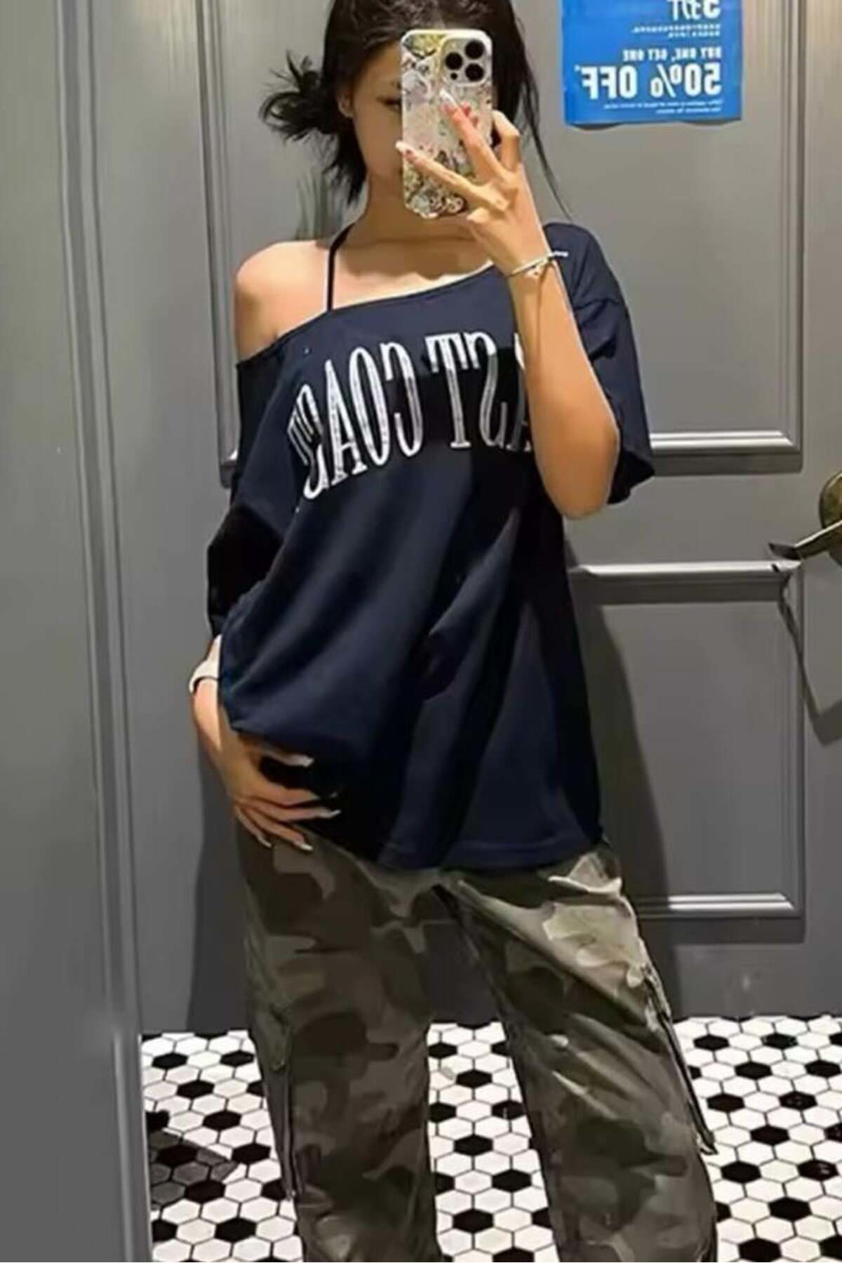 Lacivert East Coast Kısa Kol Off-Shoulder T-Shirt