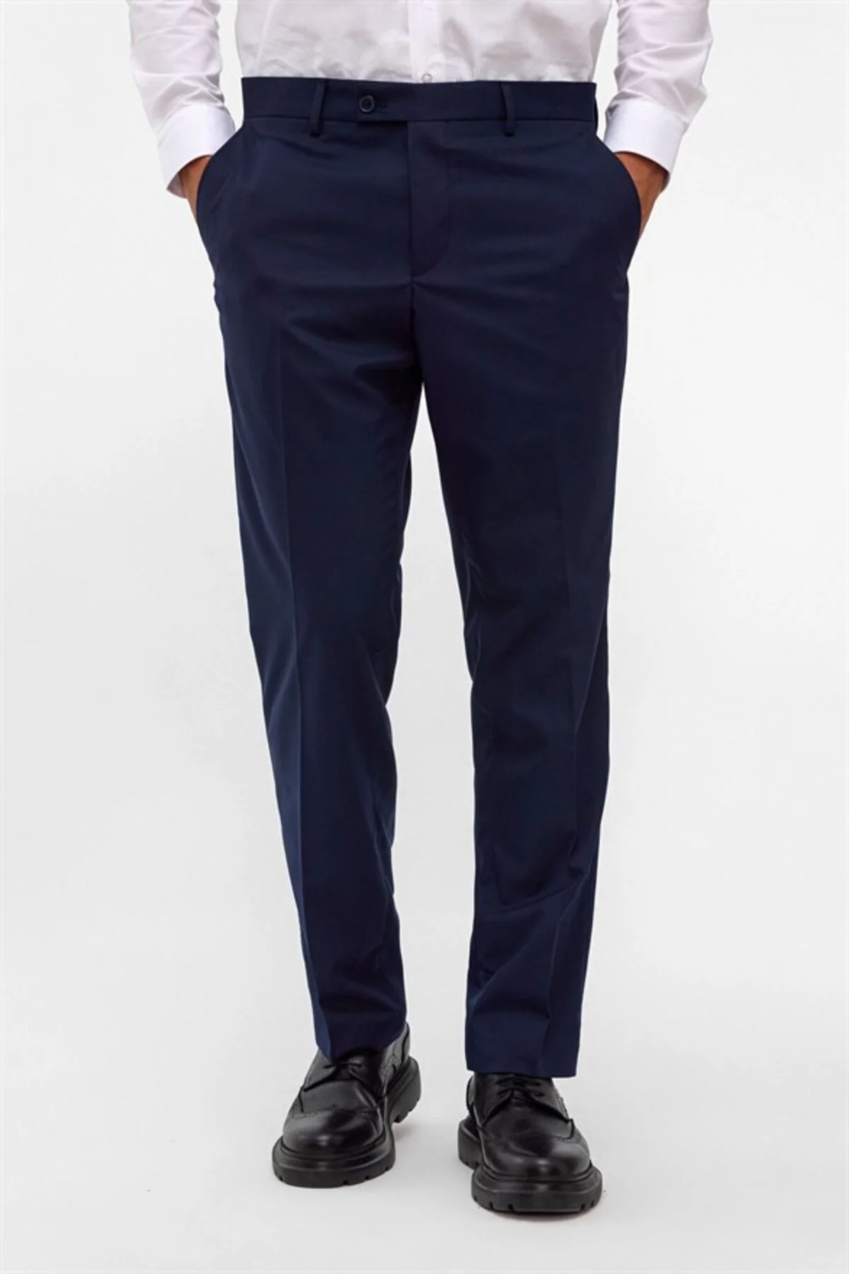 Lacivert Regular Düz Düz Normal Bel Standart Klasik Pantolon Lacivert Regular Düz Düz Normal Bel Standart Klasik Pantolon - Görsel 2
