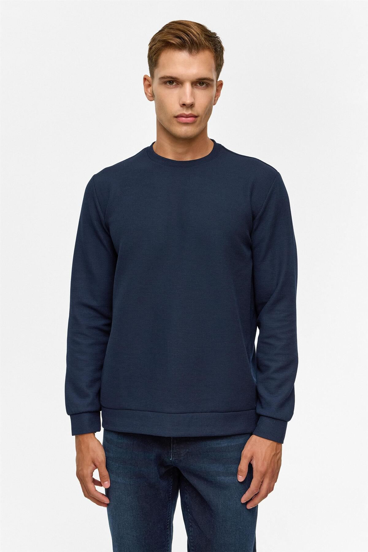 Siyah Regular Düz Bisiklet Yaka Sweatshirt