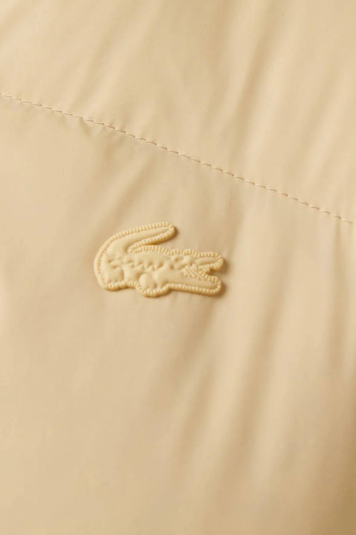 Lacoste Dik Yaka Kapitone Down Fill Jacket Dik Yaka Kapişonlu Kaz Tüyü Kadın Mont Bej