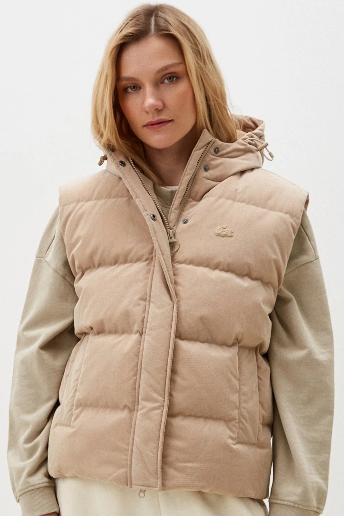 Lacoste Down Fill Water Resistant Womens Vest Kadın Su İtici Sabit Kapüşonlu Kaz Tüyü Yelek Bej Lacoste Down Fill Water Resistant Womens Vest Kadın Su İtici Sabit Kapüşonlu Kaz Tüyü Yelek Bej Fiyatı, Yorumları ve Özellikleri