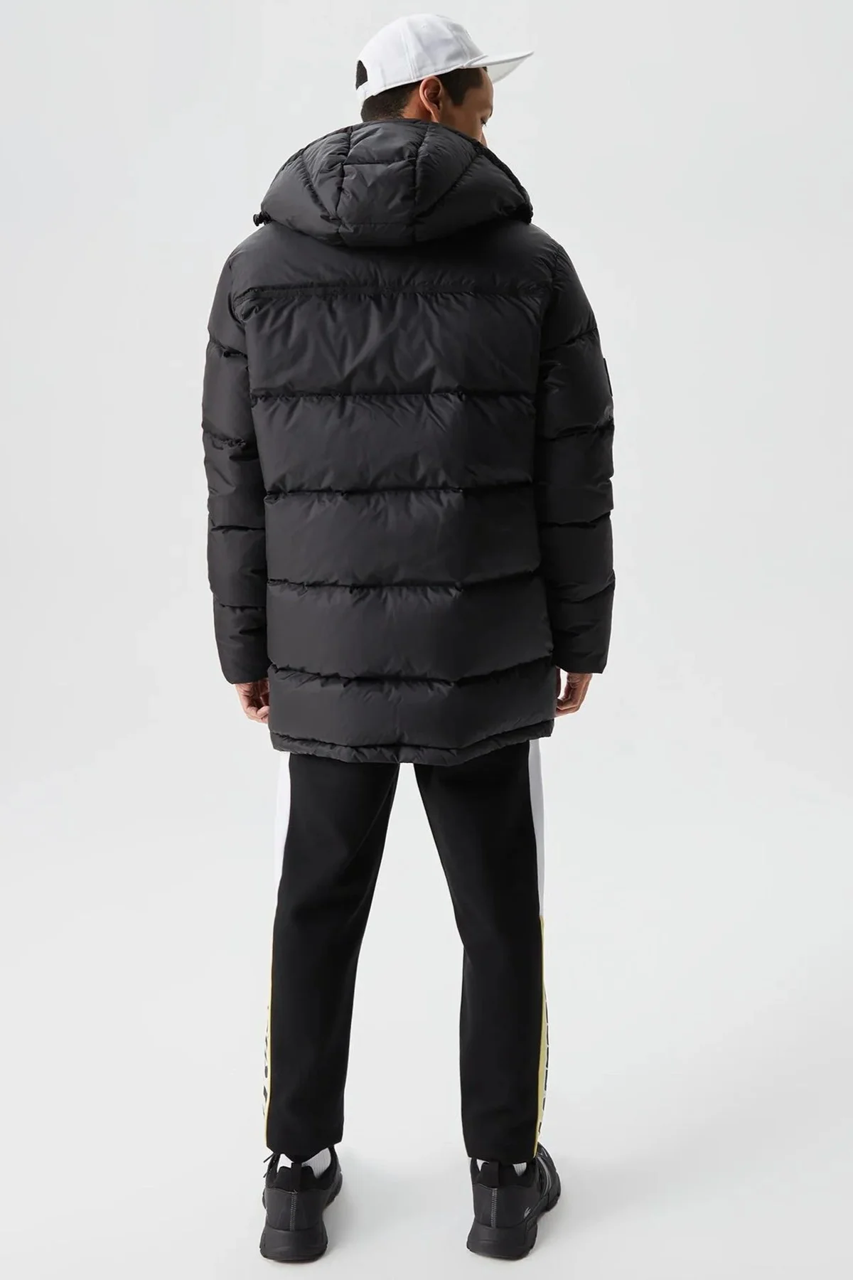 Lacoste Down Fill Water Resistant Jacket Black Kaz Tüyü Çıkarılabilir Kapüşonlu Suya Dayanıklı Erkek Mont Siyah Fiyatı, Yorumları ve Özellikleri