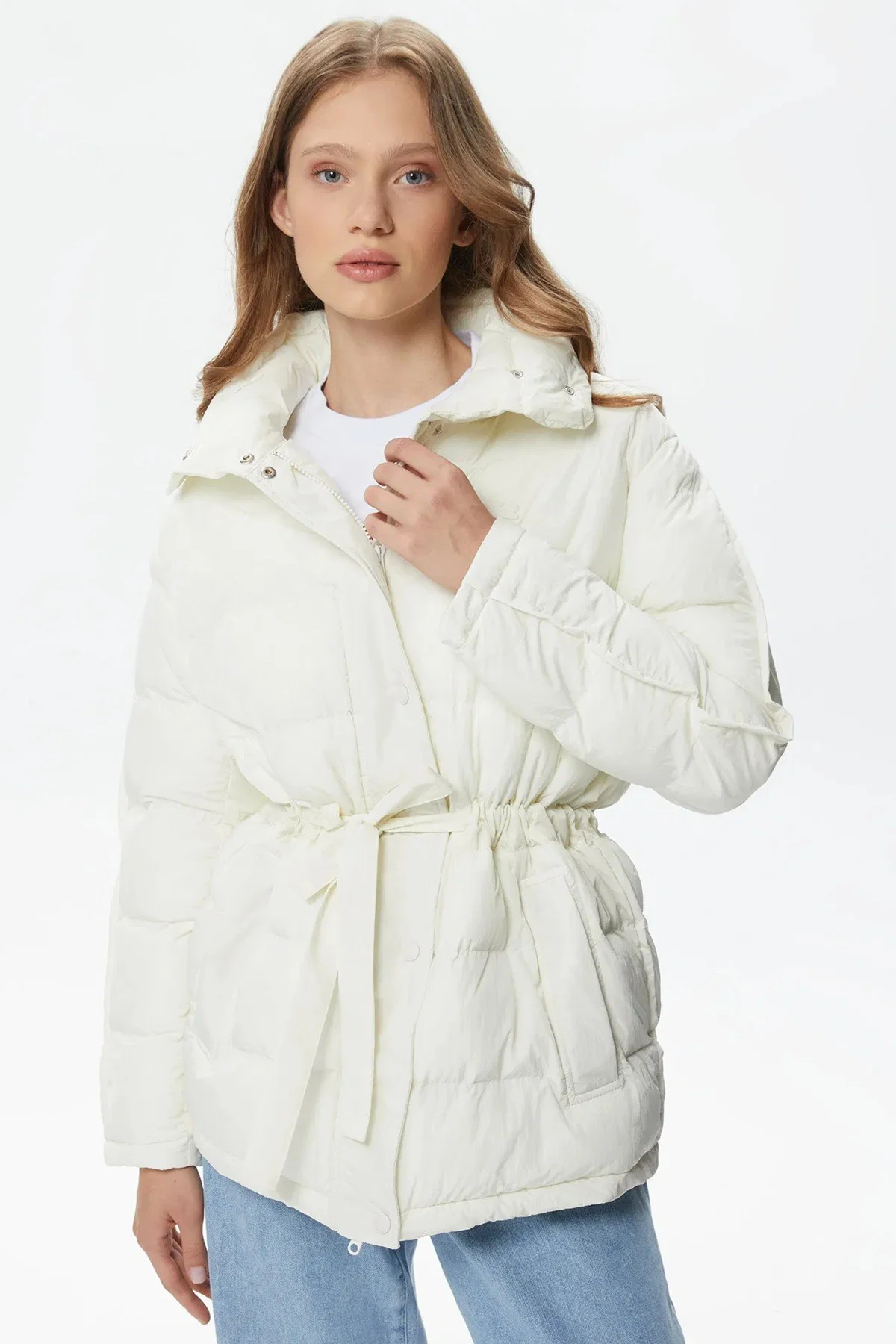 Lacoste Kapitone Syntetic Fill Jacket Dik Yaka Krem Kadın Mont