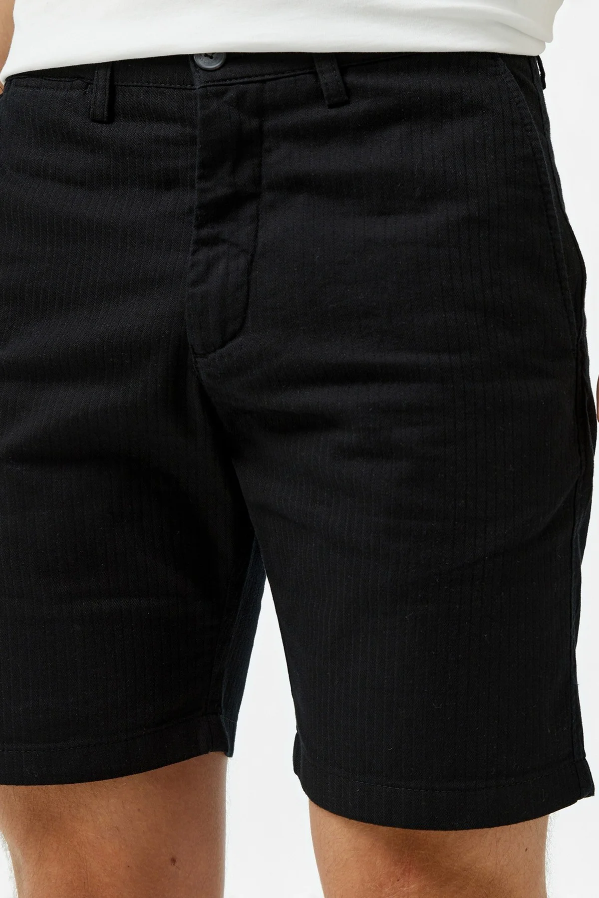 Lacoste Men's Slim Fit Bermuda Shorts Erkek Dar Kesim Keten Bermuda Şort Lacivert Lacoste Men's Slim Fit Bermuda Shorts Erkek Dar Kesim Keten Bermuda Şort Lacivert