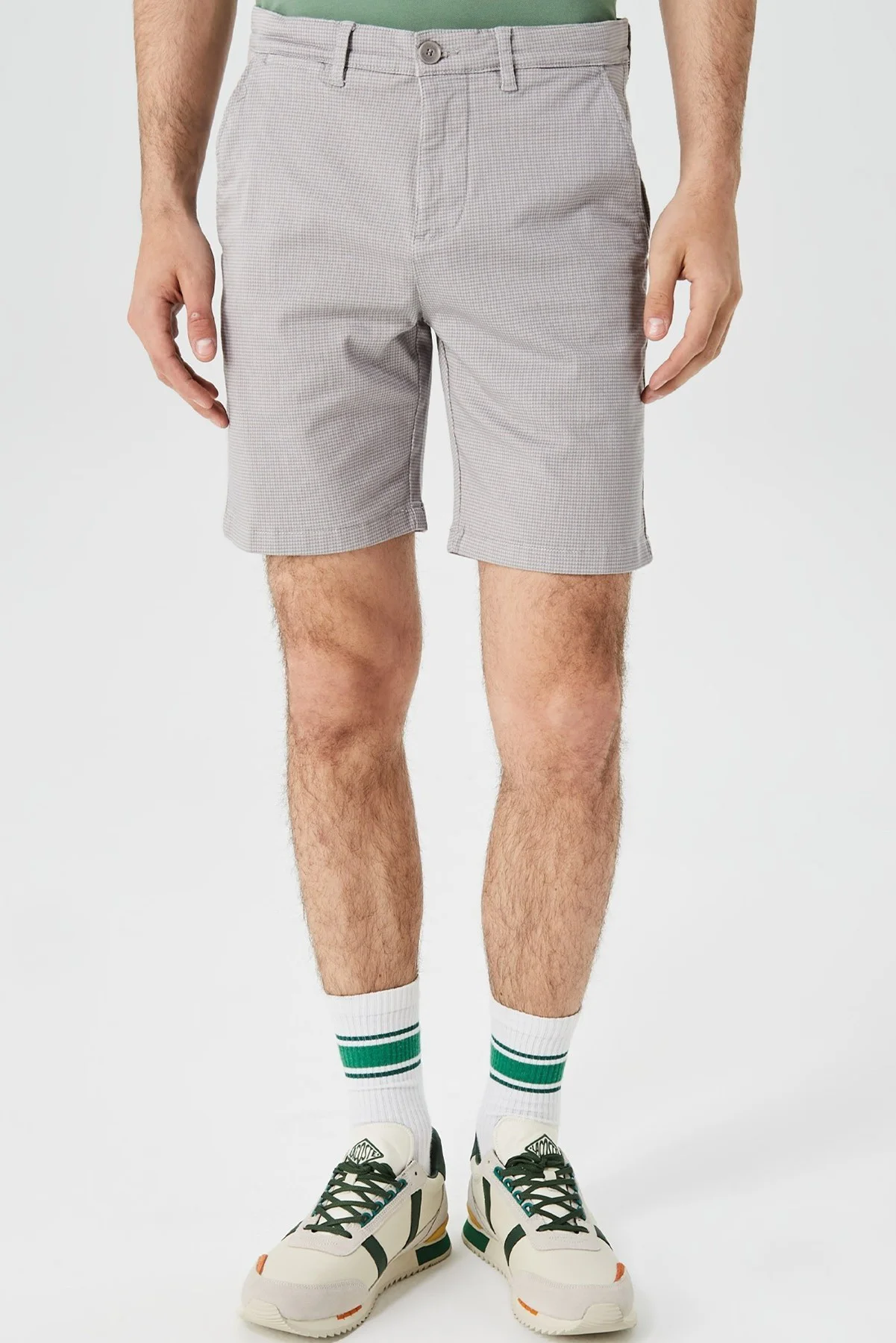 Lacoste Men's Slim Fit Cotton Bermuda Shorts Erkek Dar Kesim Desenli Bermuda Şort Gri Lacoste Men's Slim Fit Cotton Bermuda Shorts Erkek Dar Kesim Desenli Bermuda Şort Gri Fiyatı, Yorumları ve Özellikleri