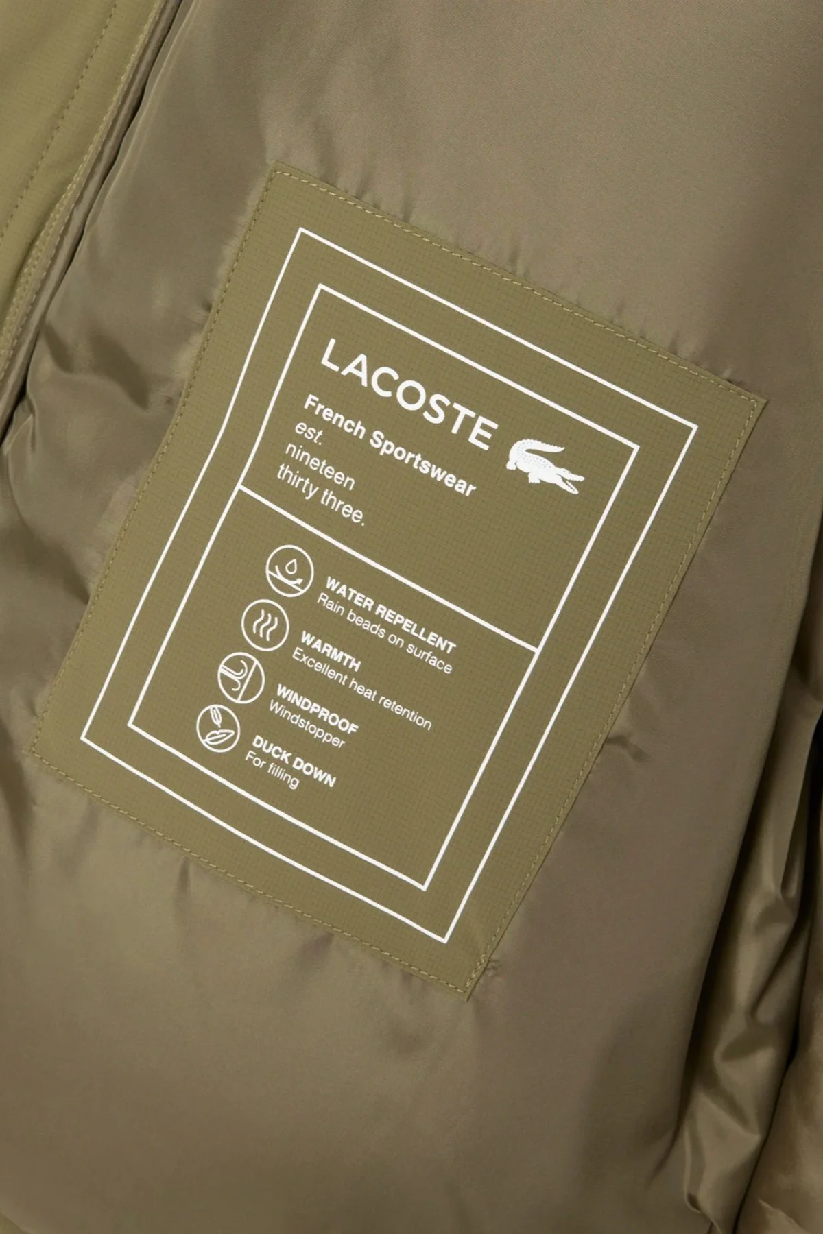 Lacoste Relaxed Fit Down Fill Mens Jacket Gizlenebilir Kapüşonlu Rahat Kesim Suya Dayanıklı Erkek Kaz tüyü Mont Haki Lacoste Relaxed Fit Down Fill Mens Jacket Gizlenebilir Kapüşonlu Rahat Kesim Suya Dayanıklı Erkek Kaz tüyü Mont Haki