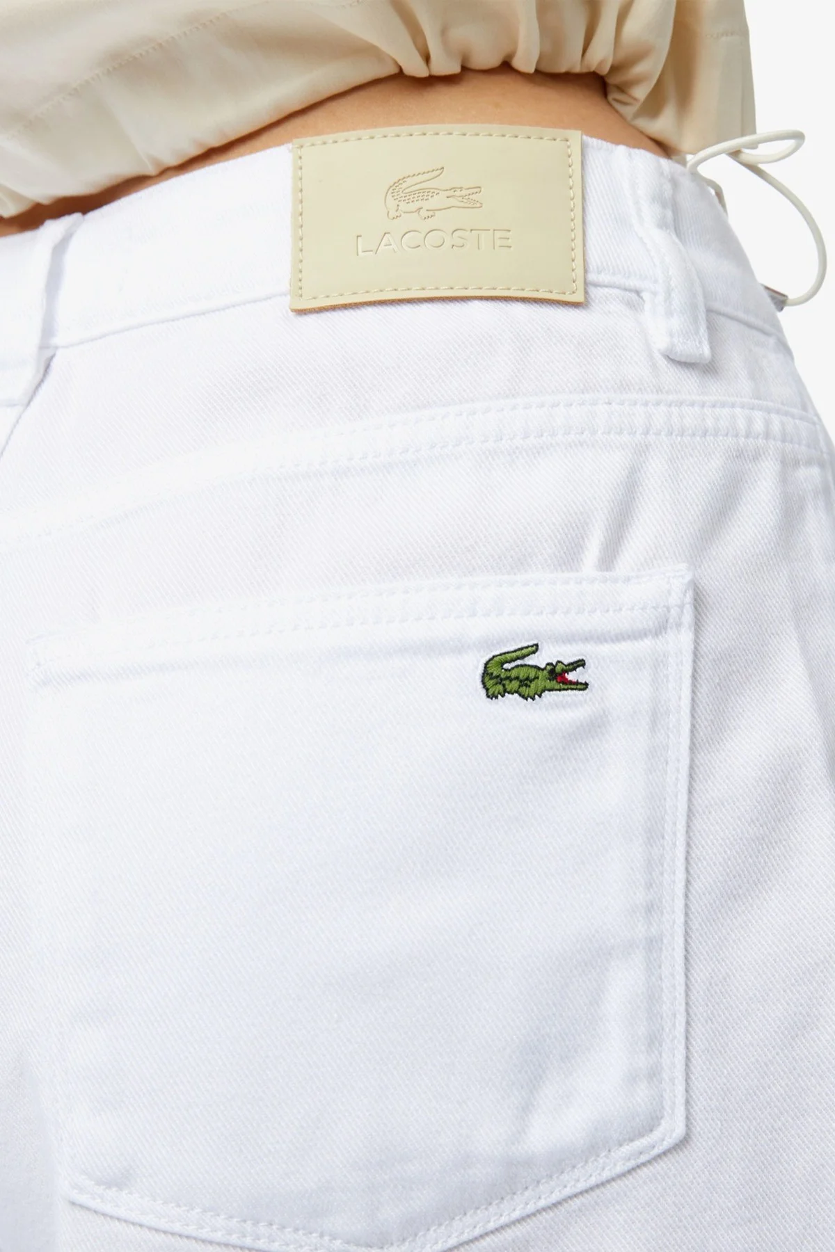 Lacoste Women's Regular Fit Denim White Jean Shorts Kadın Bermuda Kot Şort Beyaz Lacoste Women's Regular Fit Denim White Jean Shorts Kadın Bermuda Kot Şort Beyaz