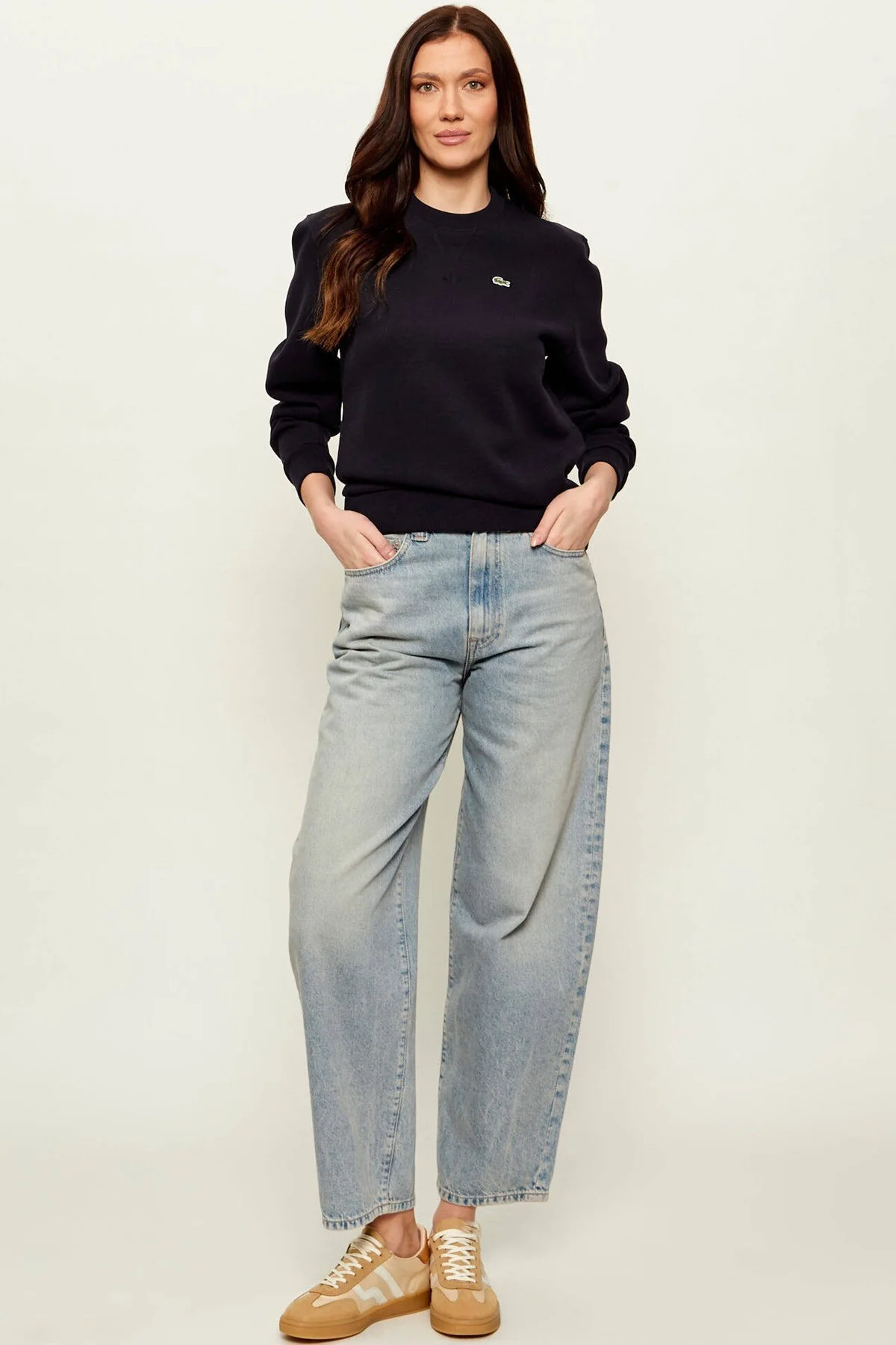 Lacoste Women's Relaxed Fit Crew Neck Cotton Sweatshirt Kadın Rahat Kesim Sweatshirt Beyaz Lacoste Women's Relaxed Fit Crew Neck Cotton Sweatshirt Kadın Rahat Kesim Sweatshirt Beyaz