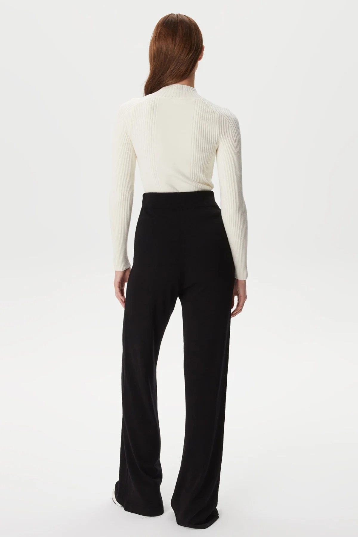 Lacoste Women's Straight Fit Black Trousers Kadın Düz Kesim Pantolon Siyah Fiyatı, Yorumları ve Özellikleri