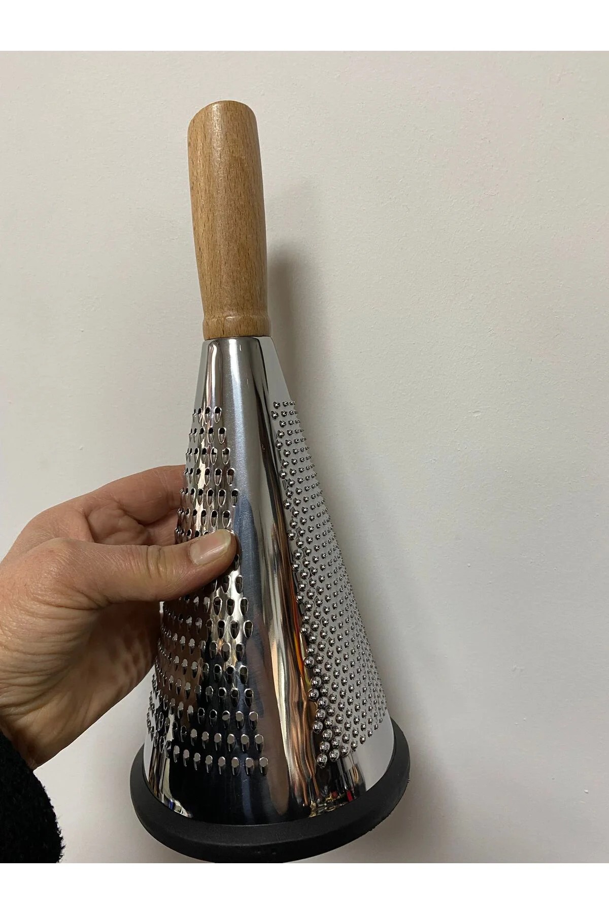 Lale Ahşap Saplı Konik Rende Büyük Boy 27cm