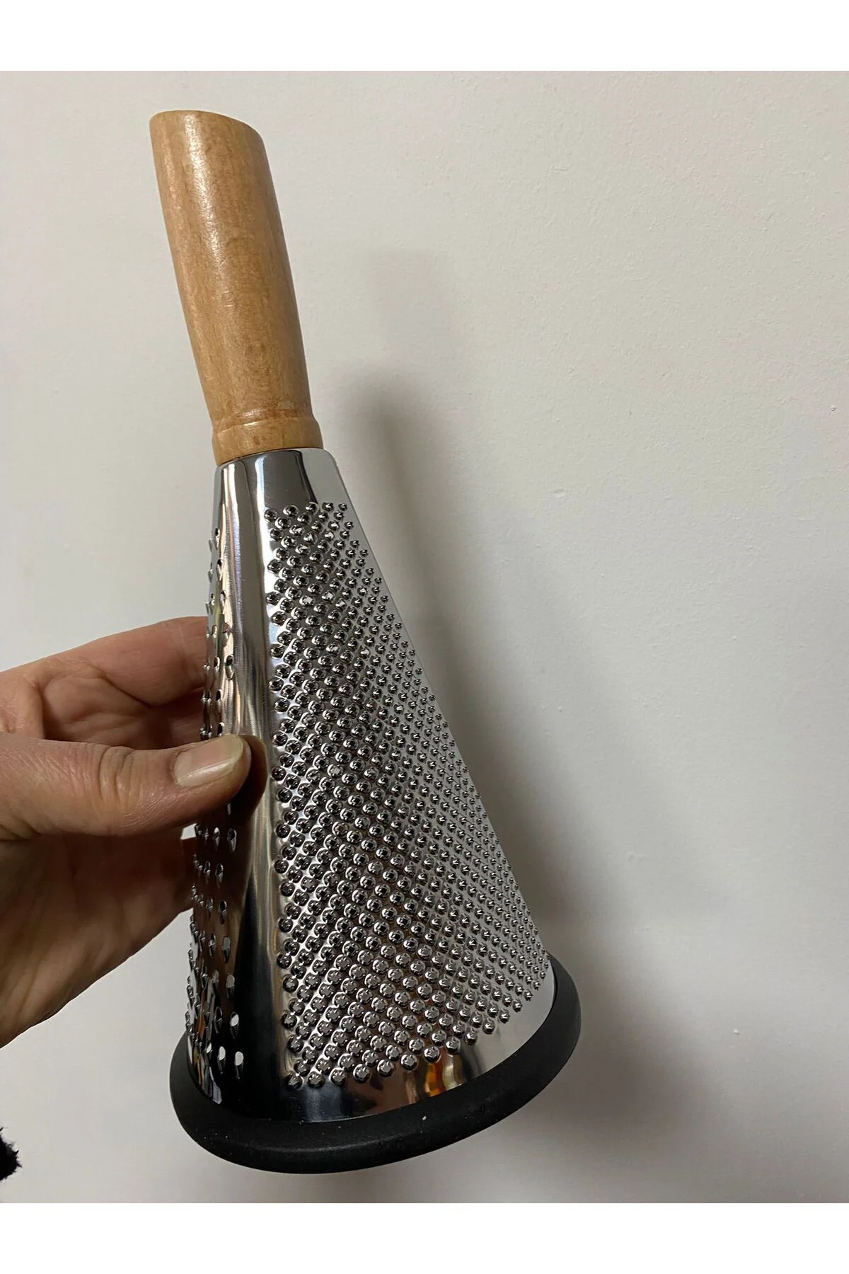 Lale Ahşap Saplı Konik Rende Küçük Boy 24cm - Görsel 3