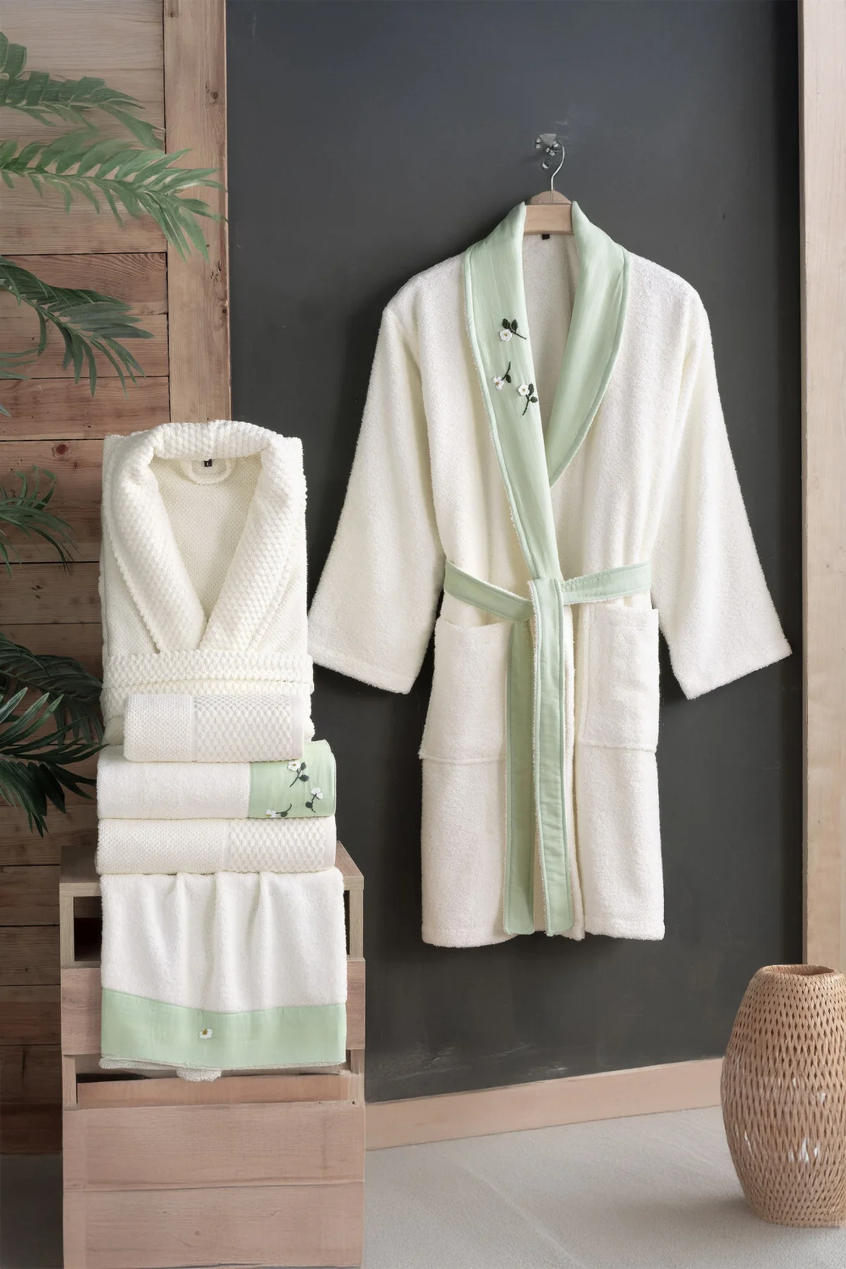 Latina Ekru/Ekru Mood Comfort 6 Parça Aile Bornoz Seti