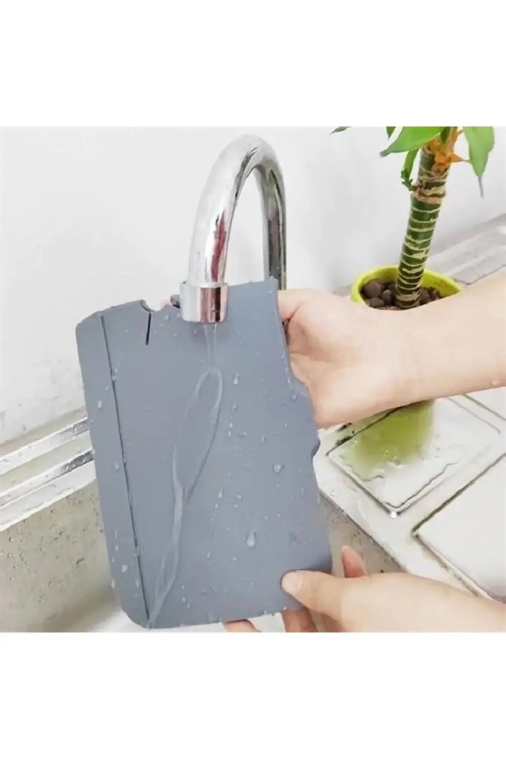 ® Lavabo İçin Silikon Esnek Mat Musluk Sapı Damlama Tutucu Raf Mu