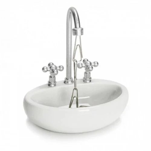 Lavabo Şeklinde Ataç Kutusu Lavabo Şeklinde Ataç Kutusu