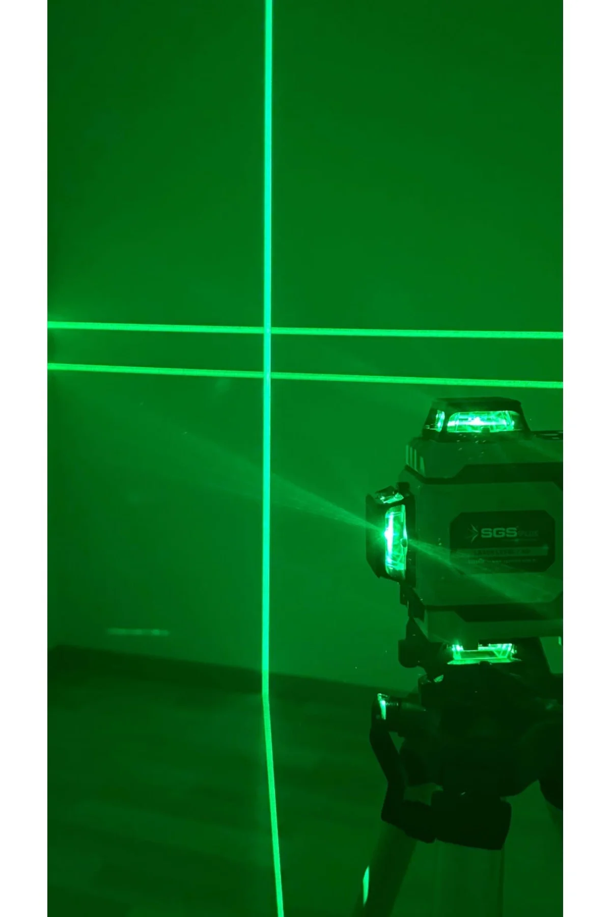 Lazer Distomat Uzaktan Kumandalı 3 Seviyeli Otomatik Tesviyeli Ay