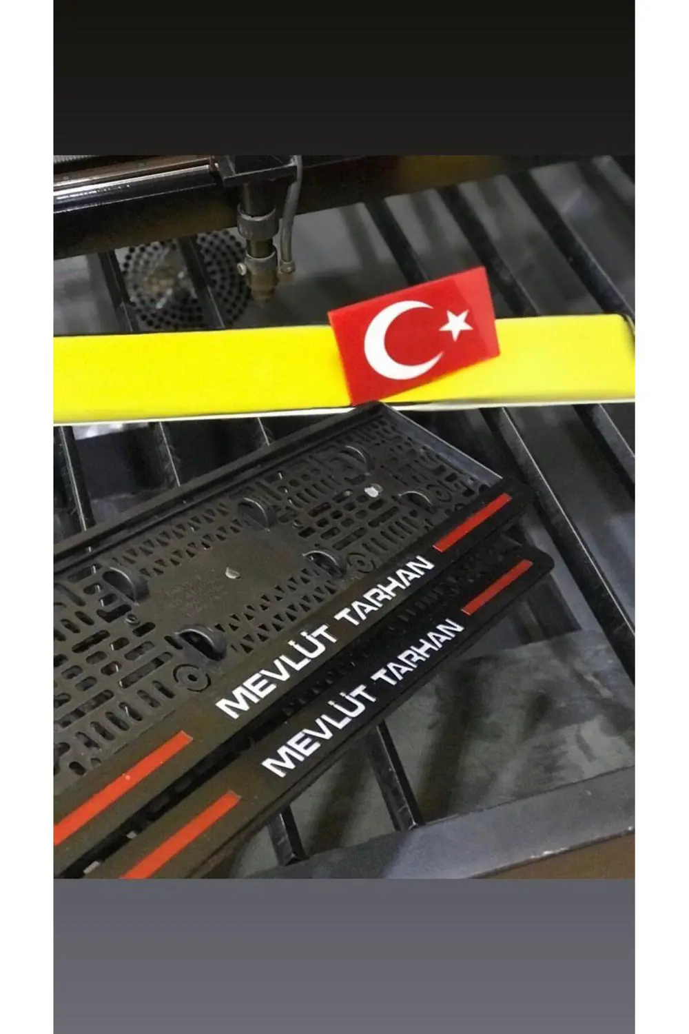 LAZER KESİM KİŞİYE ÖZEL 2 ADET LÜKS PİANOBLACK OTO PLAKALIK