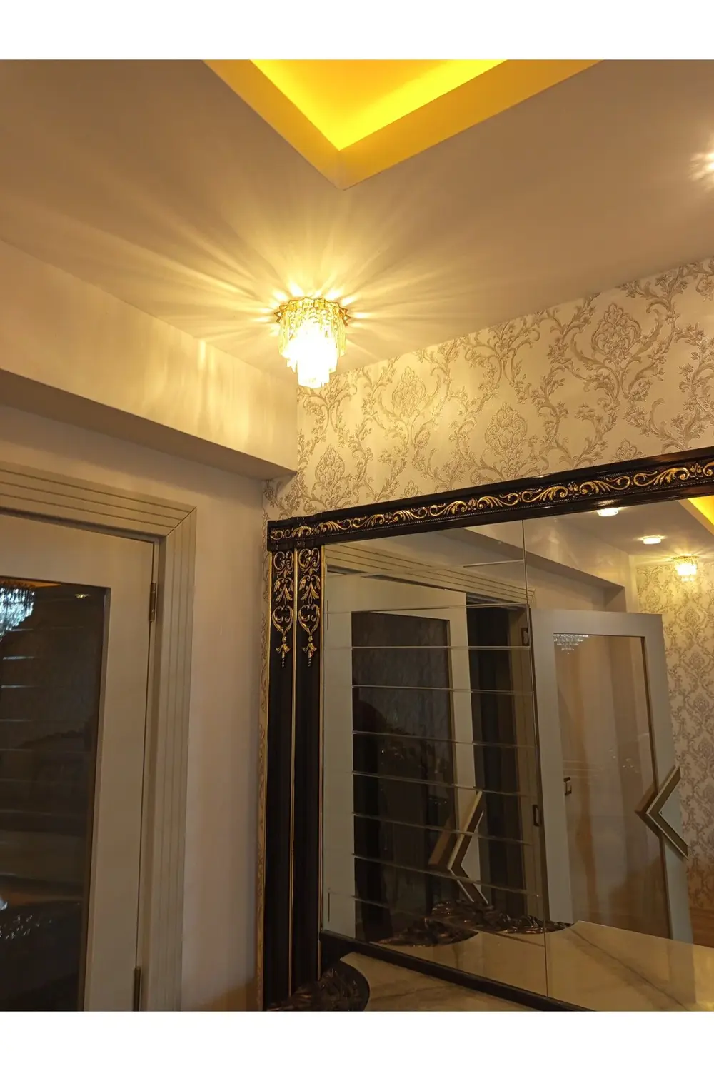 Apex Avize Lazer Kesim Spot Plaket Taşlı Gold