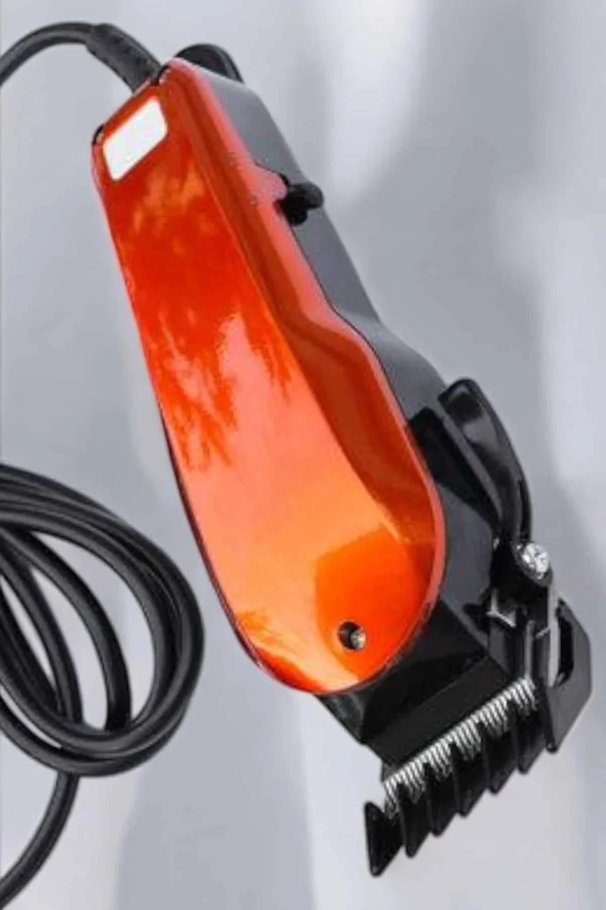 Lazer Öncesi Kısaltma Makinesi Profesyonel Tıraş Makinesi Lazer Öncesi Kısaltma Makinesi Profesyonel Tıraş Makinesi