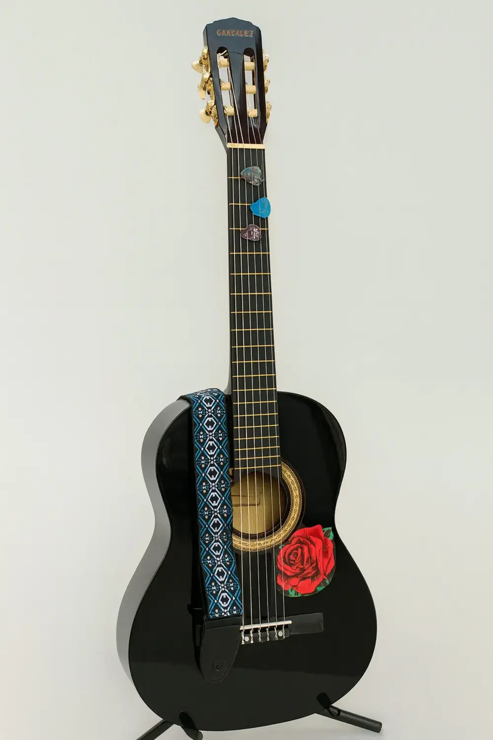LB44290 Black & Rose 4/4 Siyah Klasik Gitar (Kılıf, Gitar Sehpası