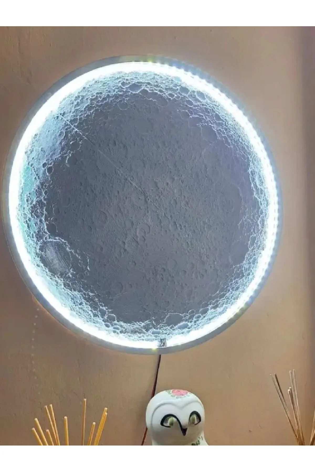 Led Işıklı Ay 30x30