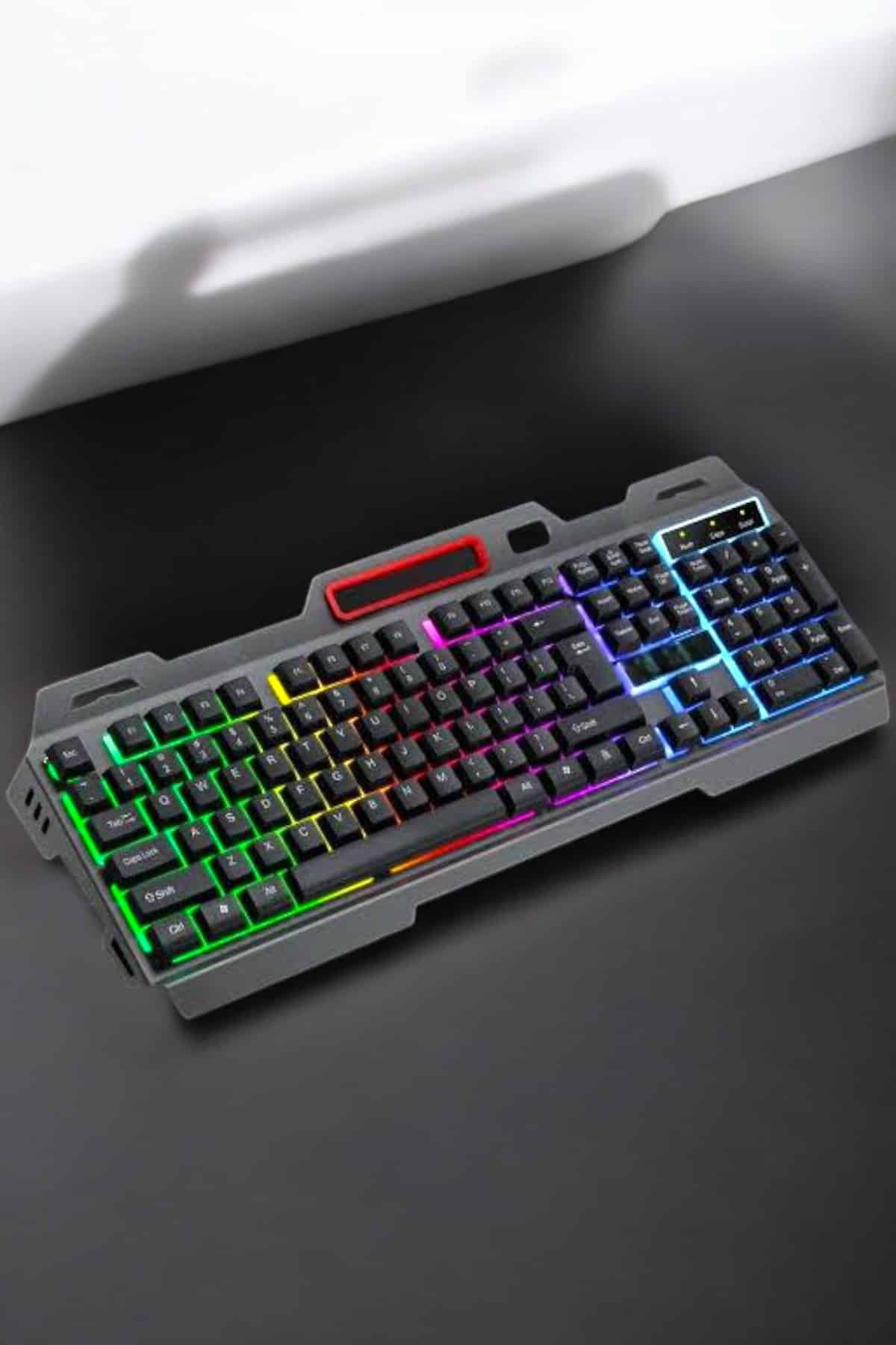 Led Işıklı Oyuncu Klavye Usb Girişli RGB Işıklı Q Klavye Mouse He